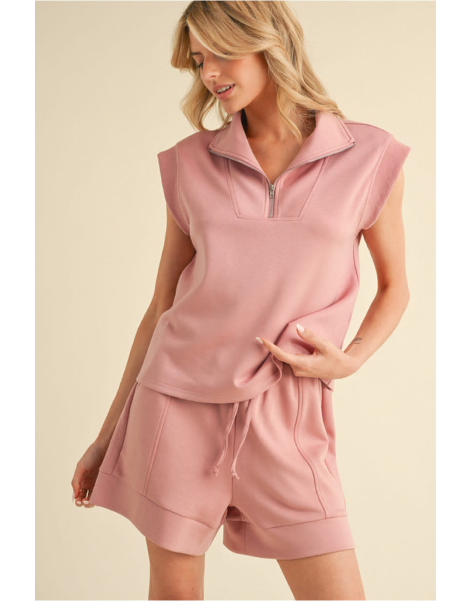Robin Air Essentials Short Set