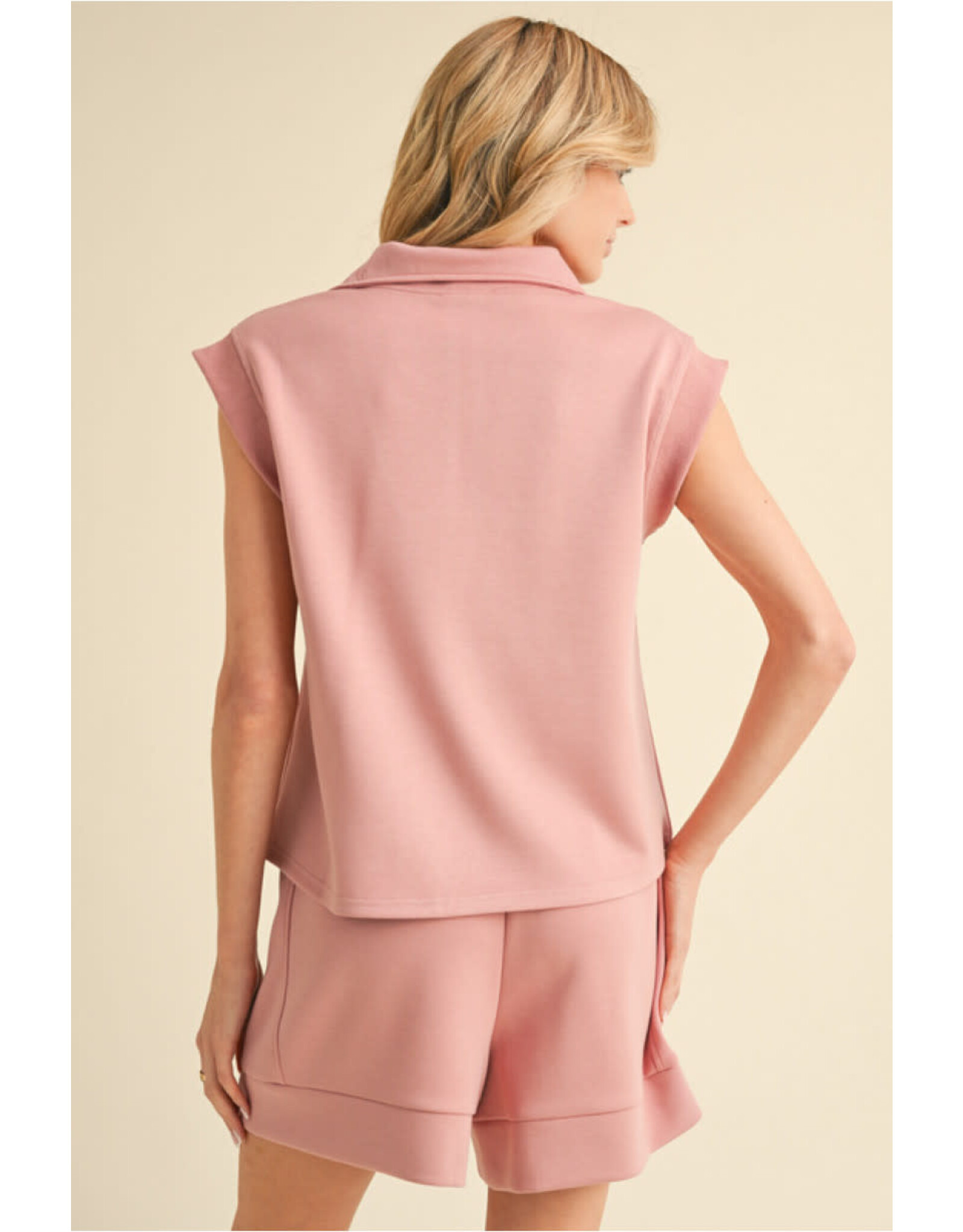 Robin Air Essentials Short Set