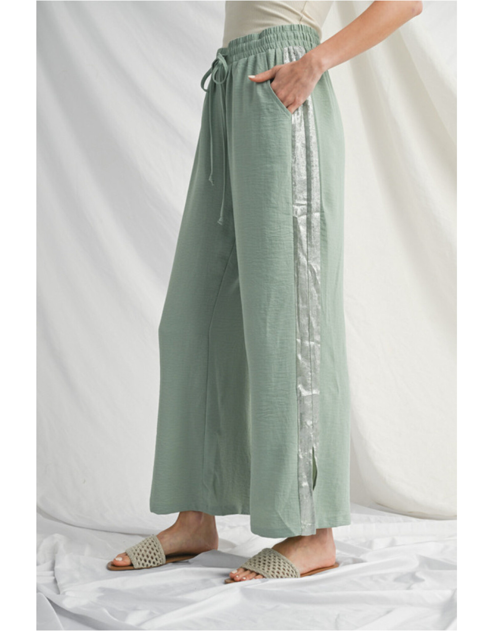Robyn Drawstring Wide Leg Pants