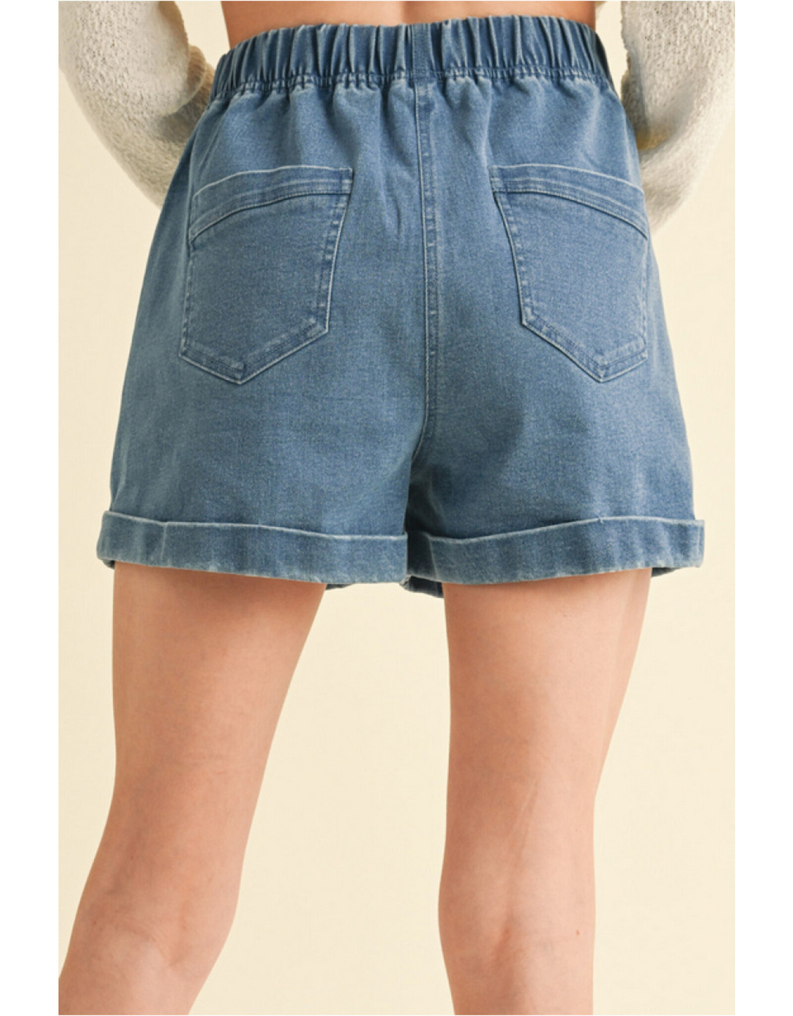Rosie The Riveter Short