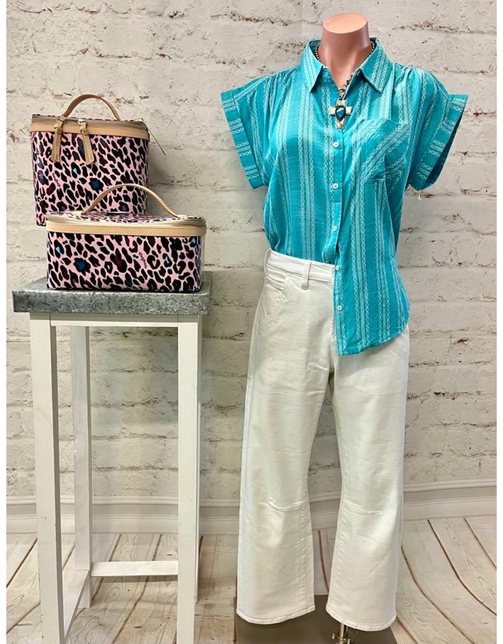 Gwen Dobby Stripe Shirt