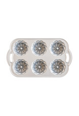 Nordic Ware Pirouette Bundtlette Pan