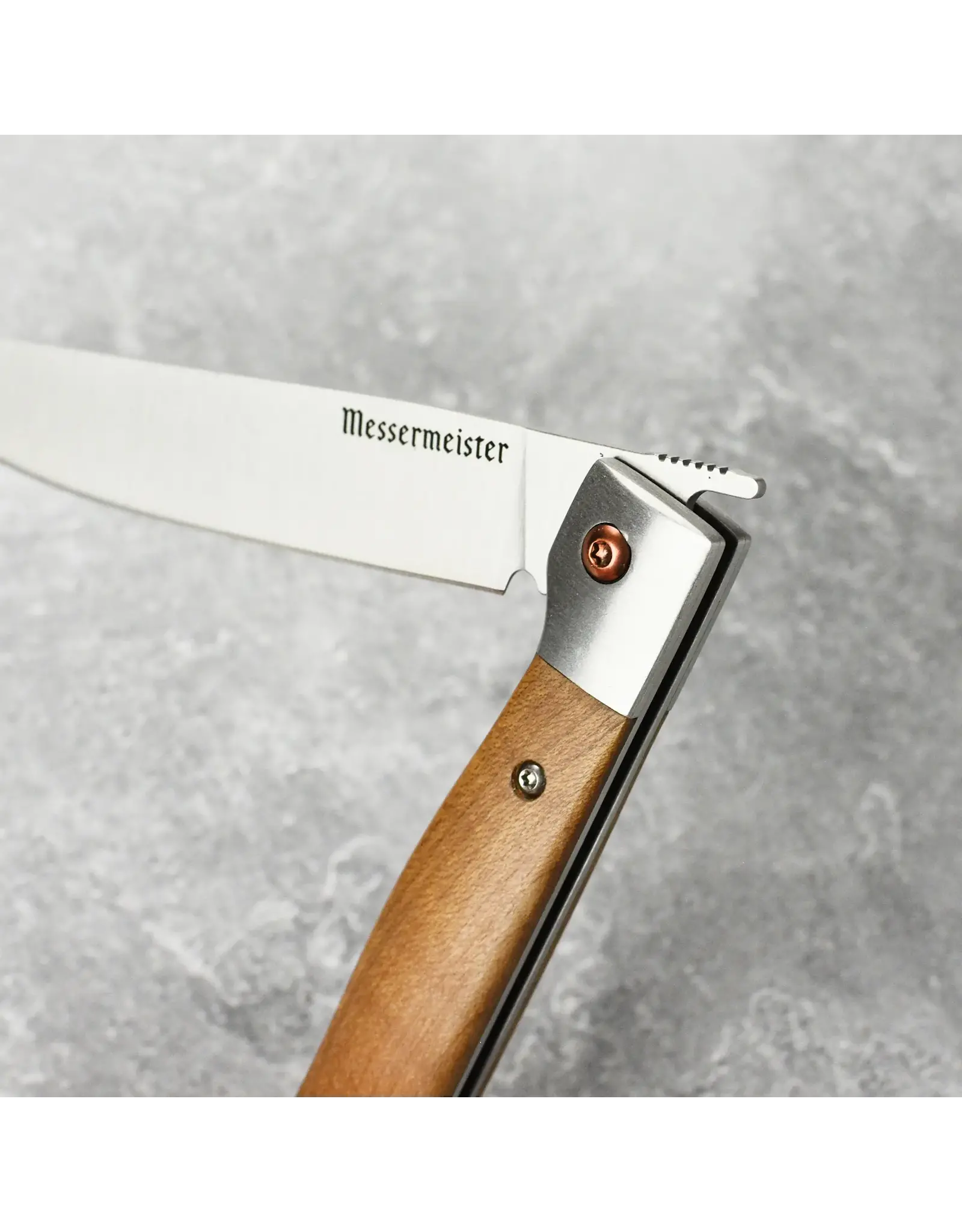 Messermeister 4 Piece Fine Edge Steak Knife Set w Leather Roll