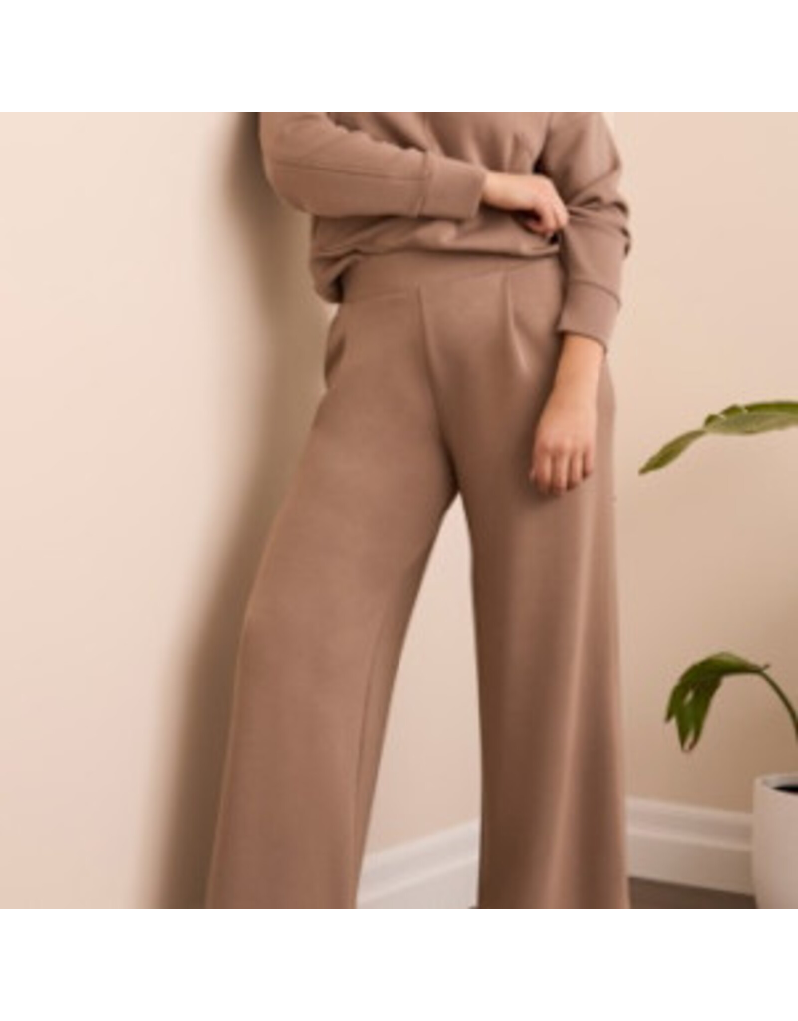 Tribal Tribal Techno Lux Wide Leg Pull-On Pants