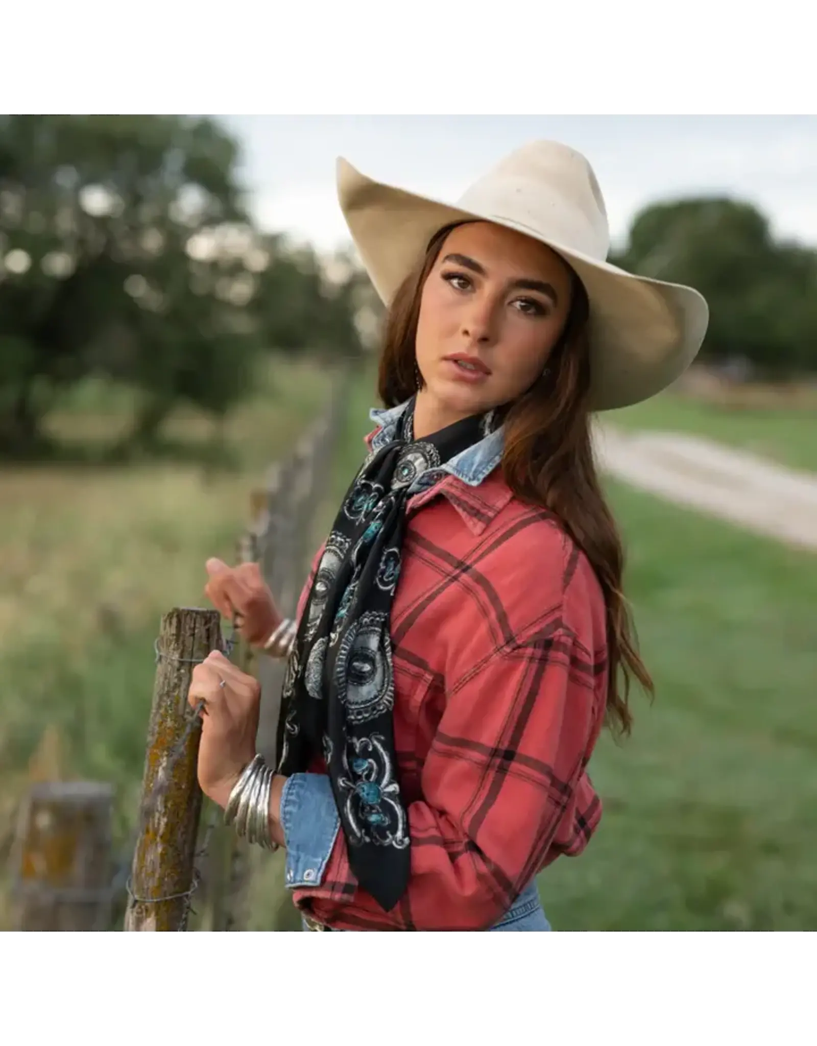 Fringe Scarves Fringe Turqs and Conchos Shorty Black