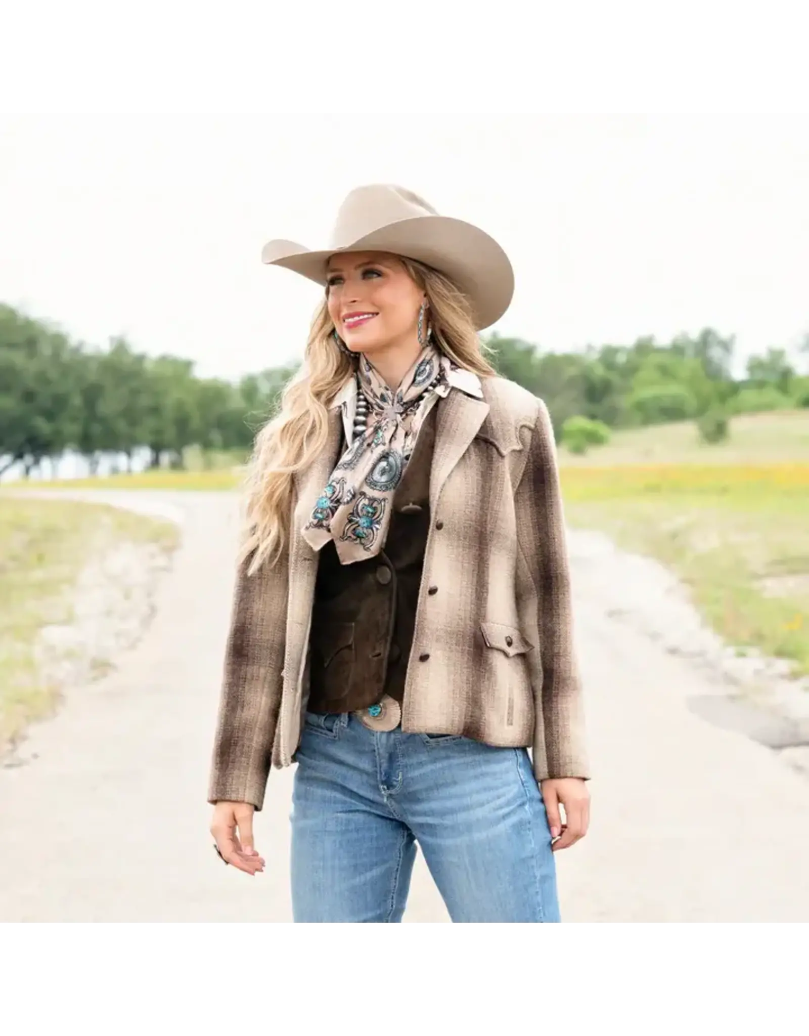 Fringe Scarves Fringe Turqs and Conchos Shorty Pink