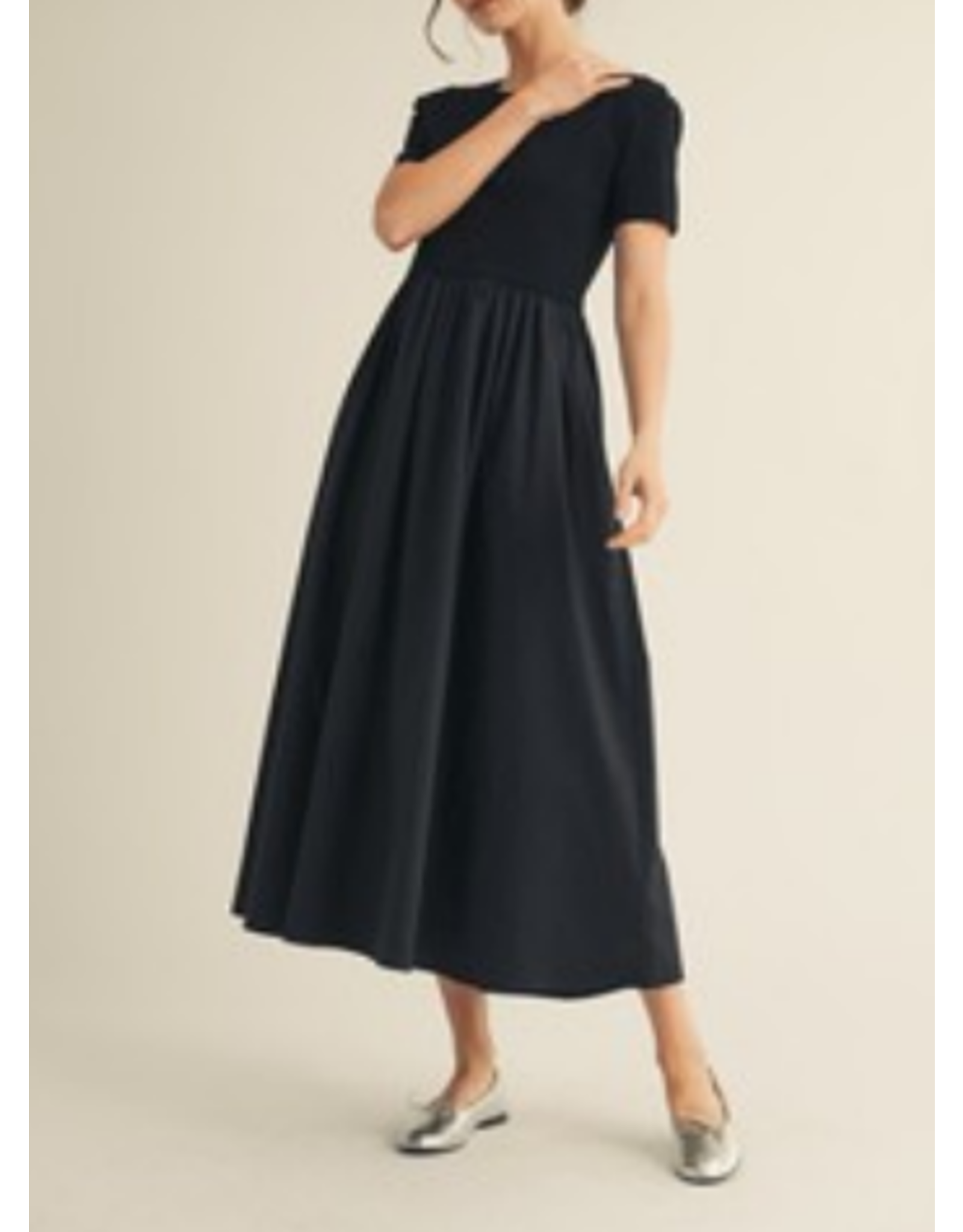 Ofelia Black Mixed Media Midi Dress