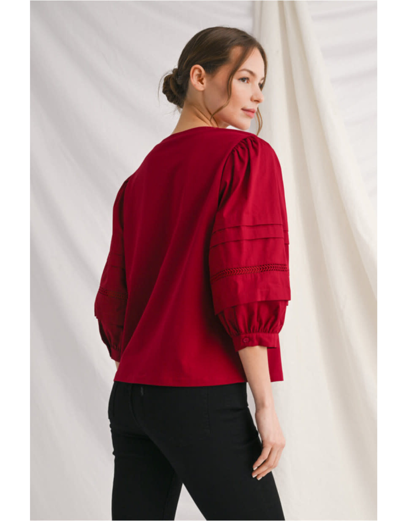 Jayda 3/4 Puff Sleeve With Lace Trim Top