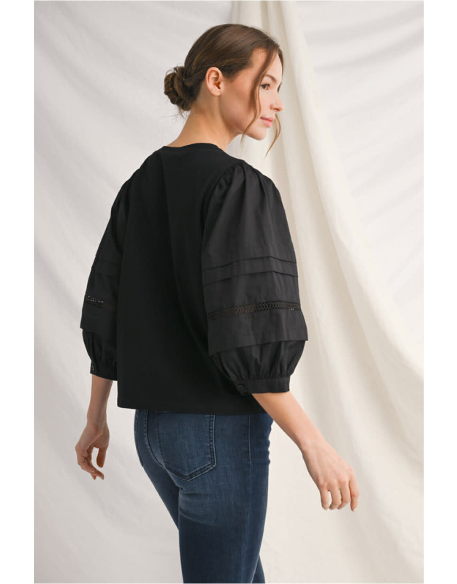 Jayda 3/4 Puff Sleeve With Lace Trim Top