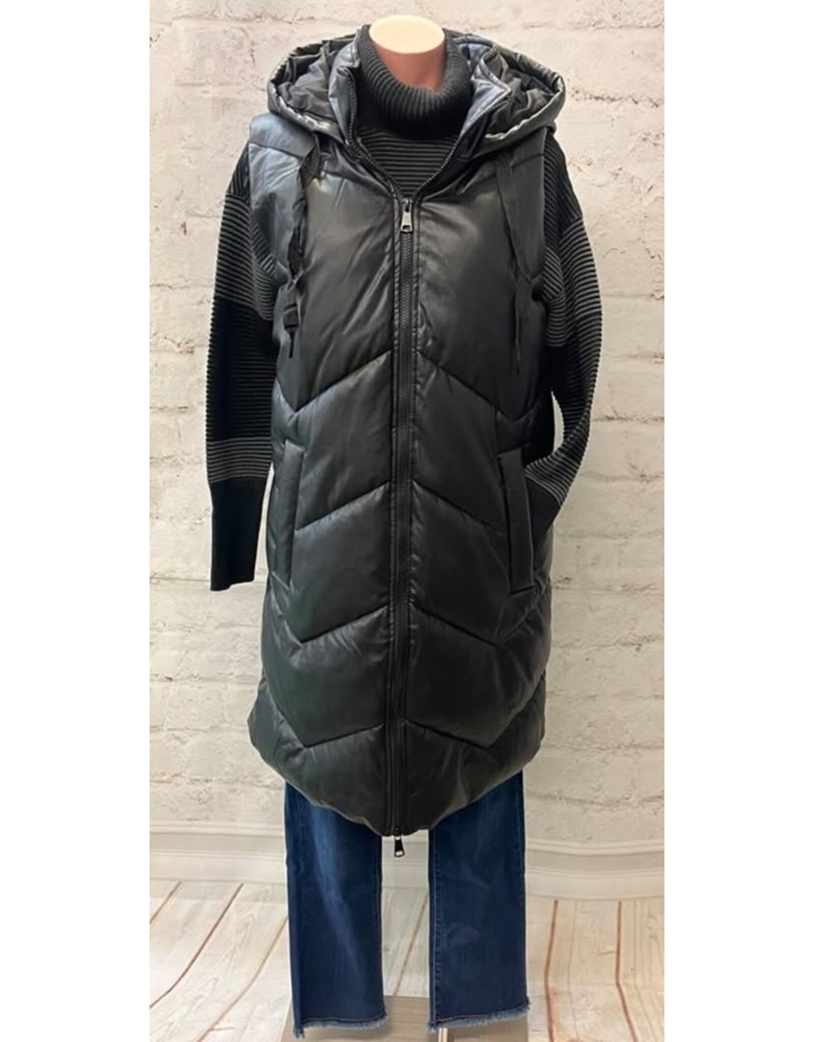 Tribal Tribal Long Sleeveless Puffer Vest