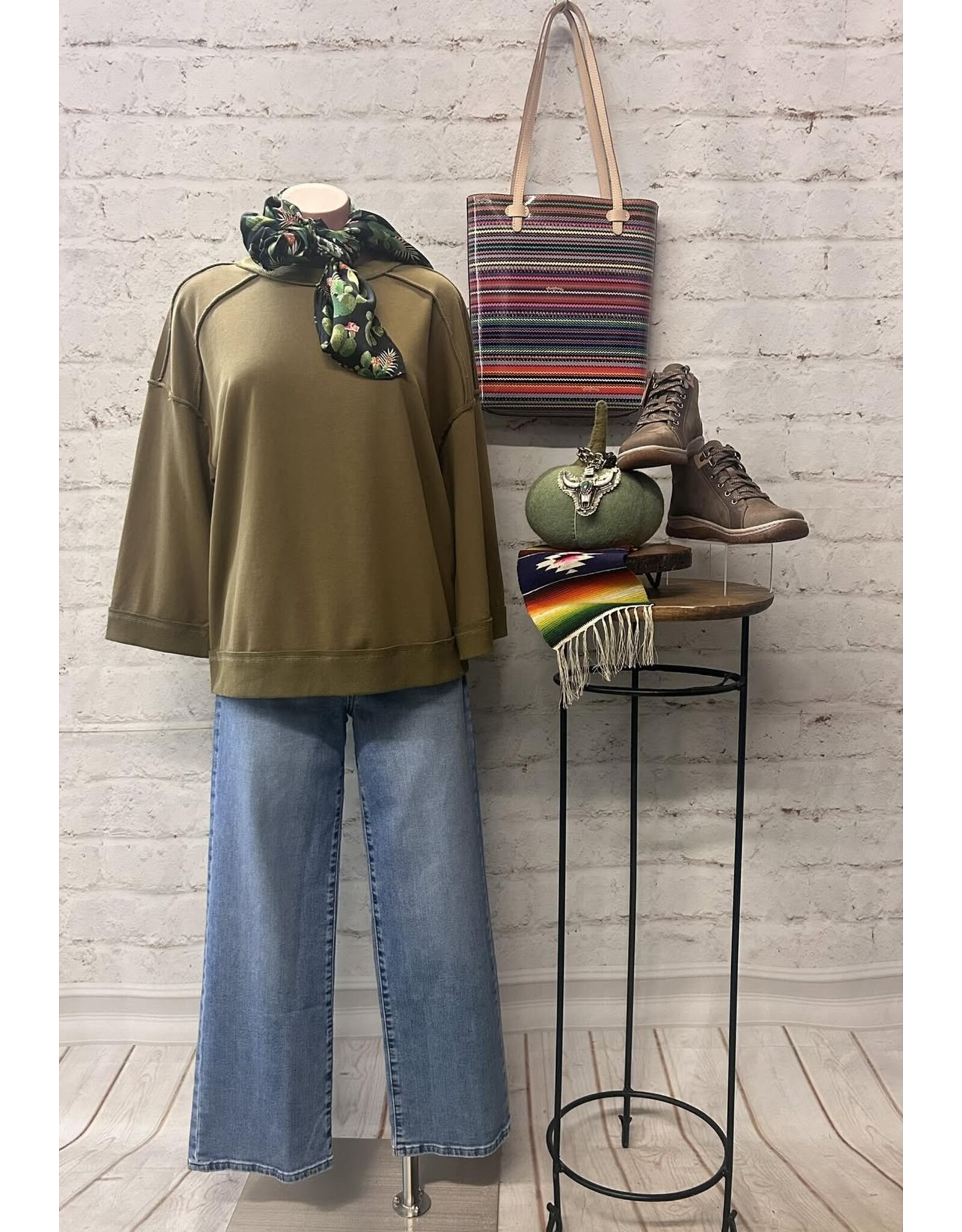 Ninetta 3/4 Sleeve Sweatshirt