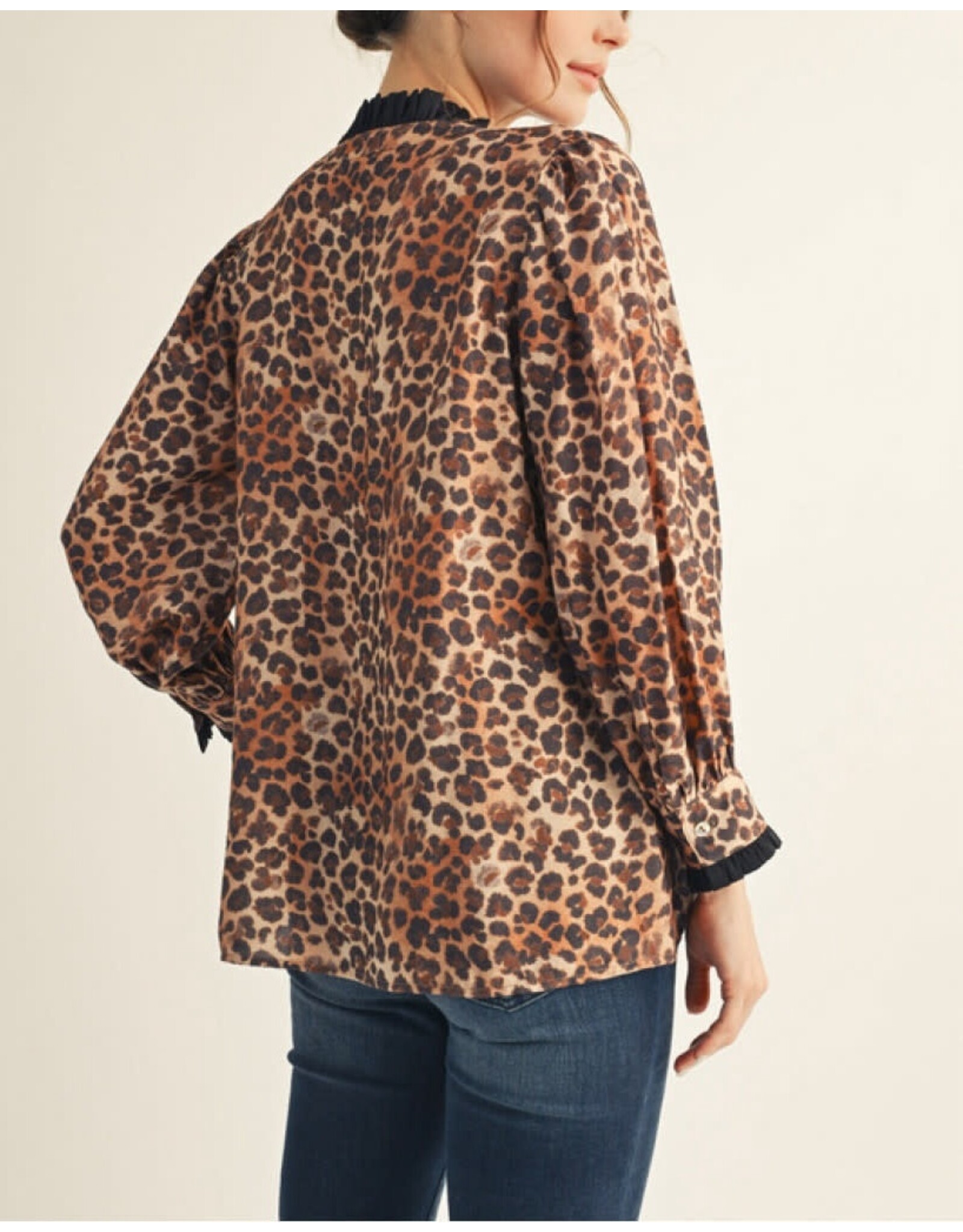 Alisha Leopard V-Neck Top