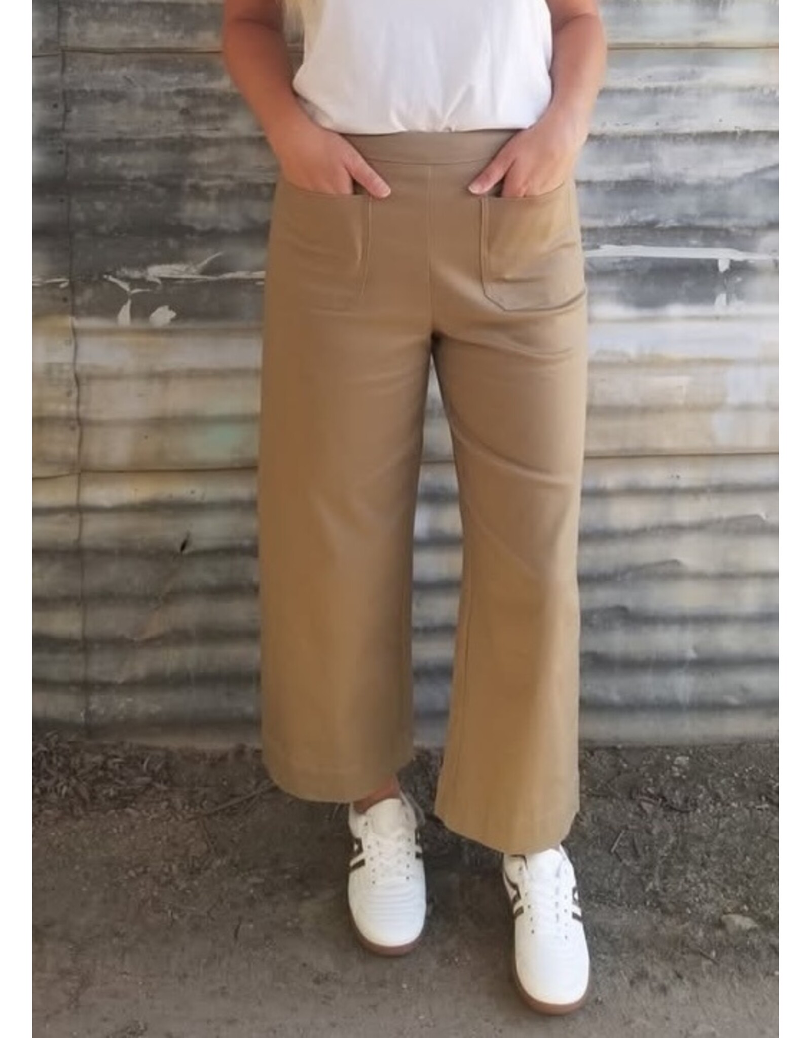 Holly Wide Leg Crop Pant