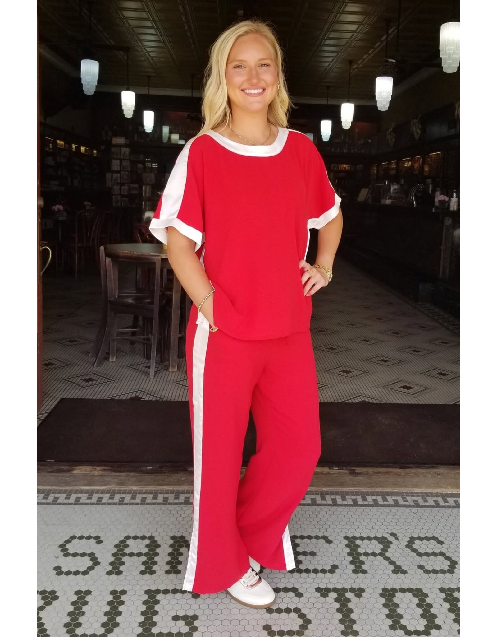 Roxanne Must Have Set