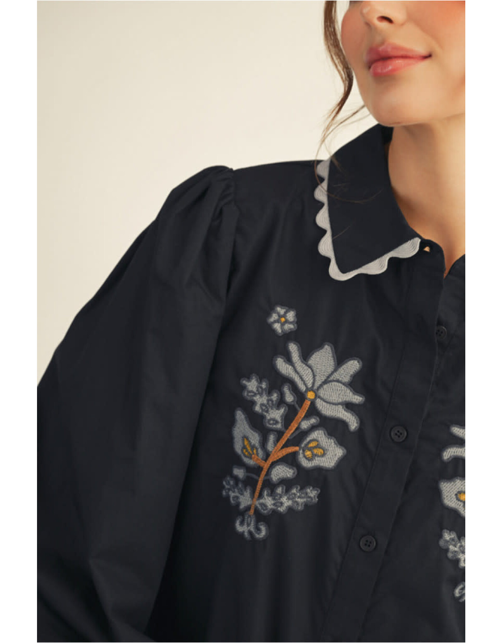 Beck Embroidered Puff Sleeve Black Top
