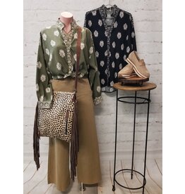 Tierra Damask Pattern Top