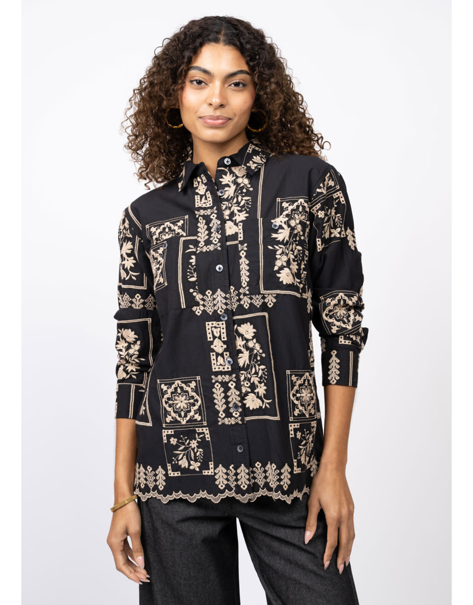 Ivy Jane Ivy Jane Scarf Embroidered Shirt