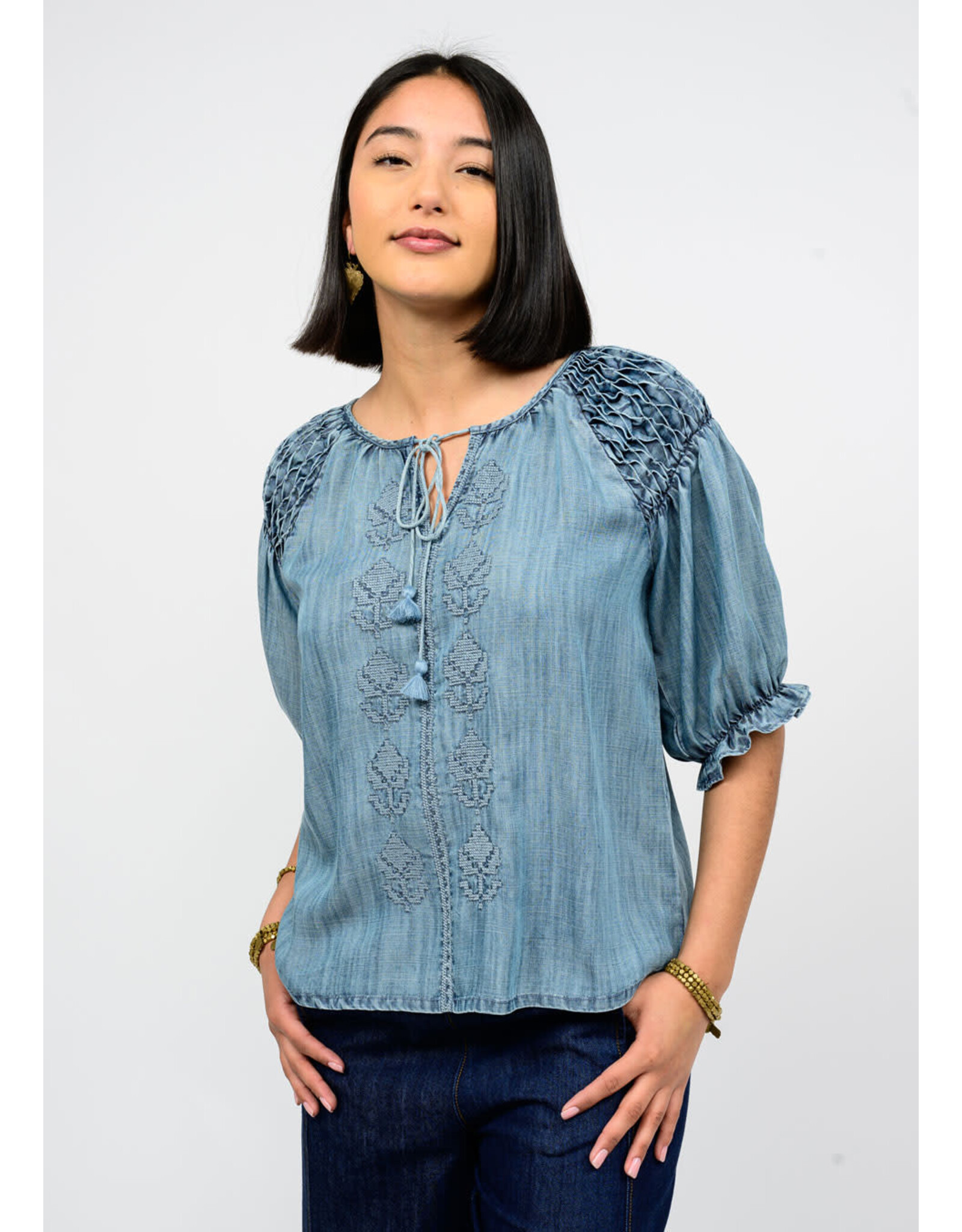 Ivy Jane Ivy Jane Smocked Sleeve Top