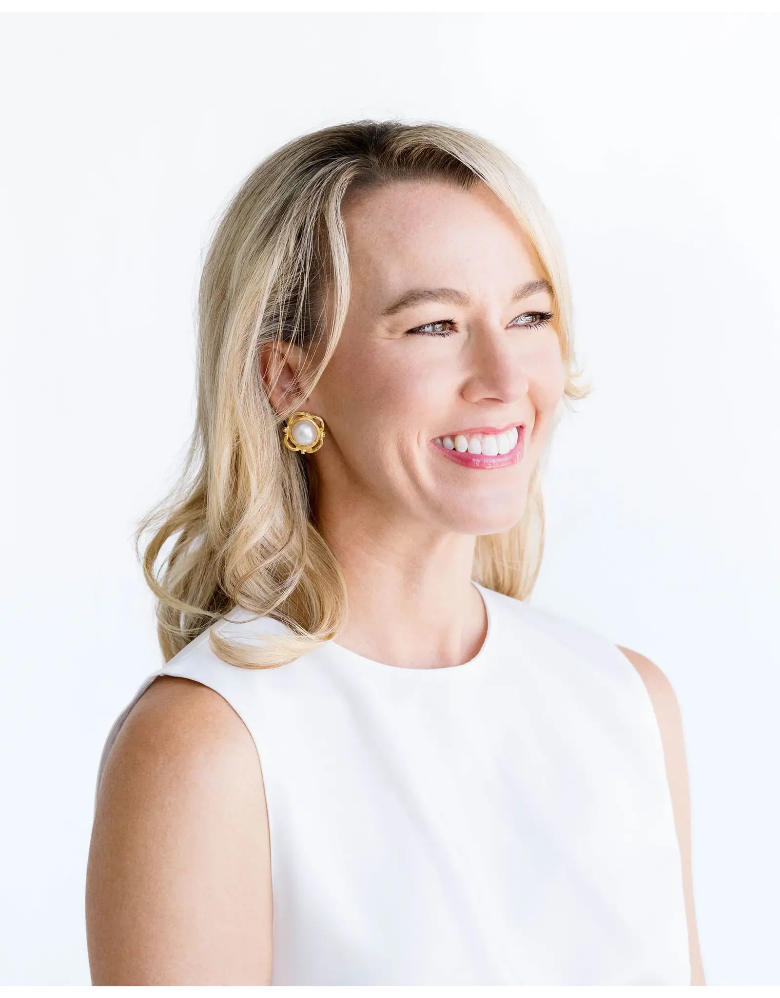 Susan Shaw Pearl Scroll Studs