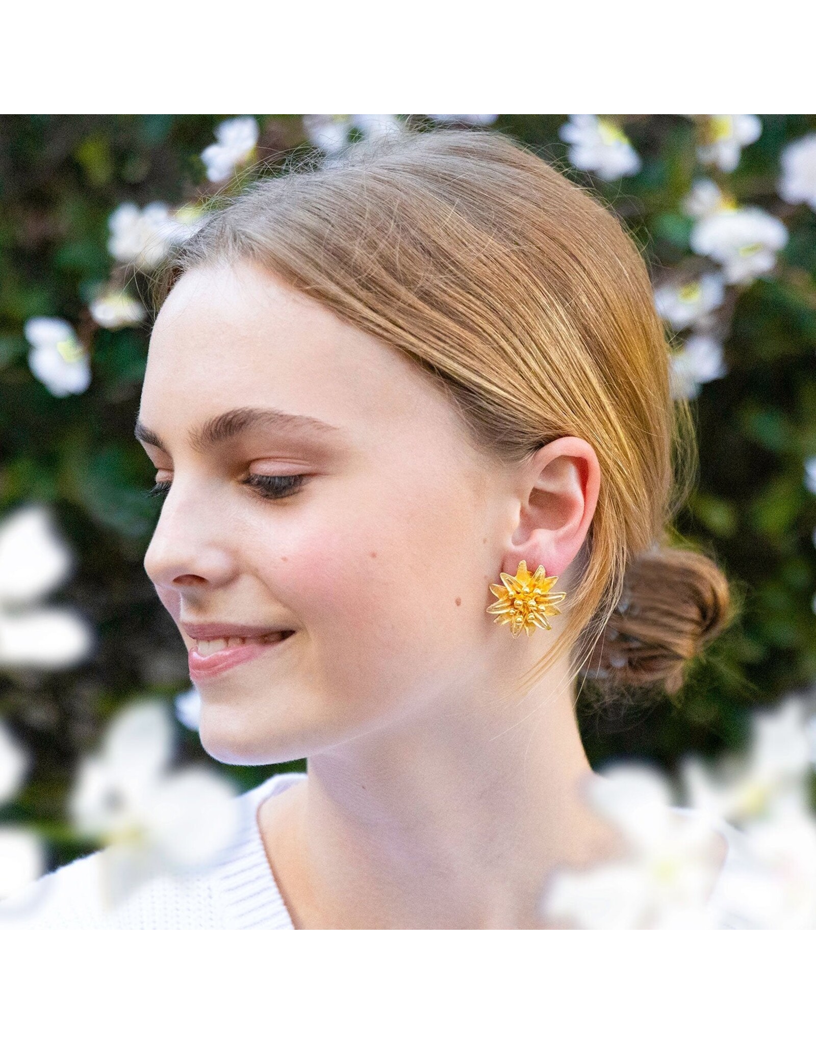 Susan Shaw Water Lily Studs