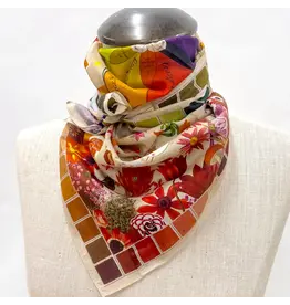 XOXO Color Wheel Shorty