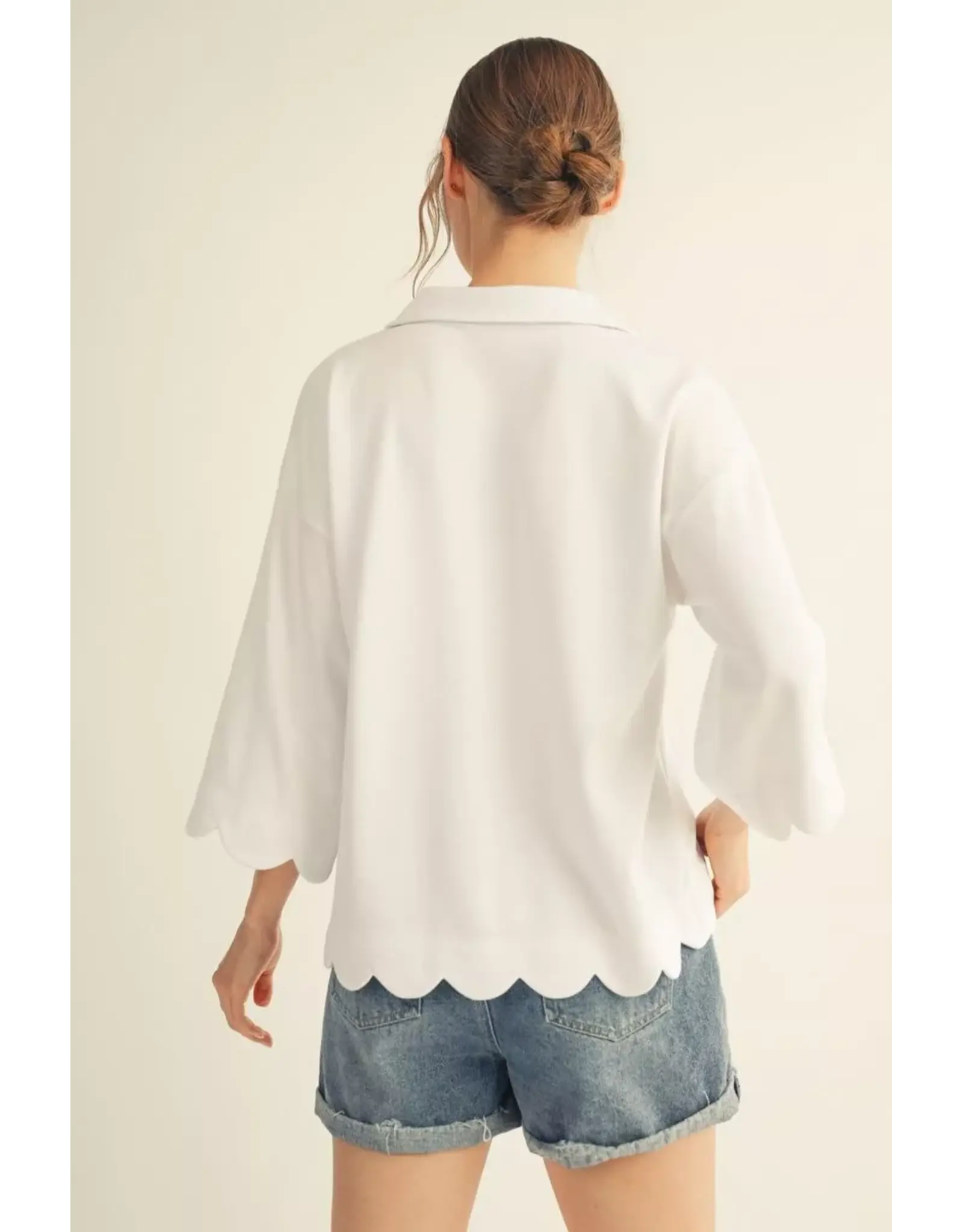 Eviana Scallop Edge Top