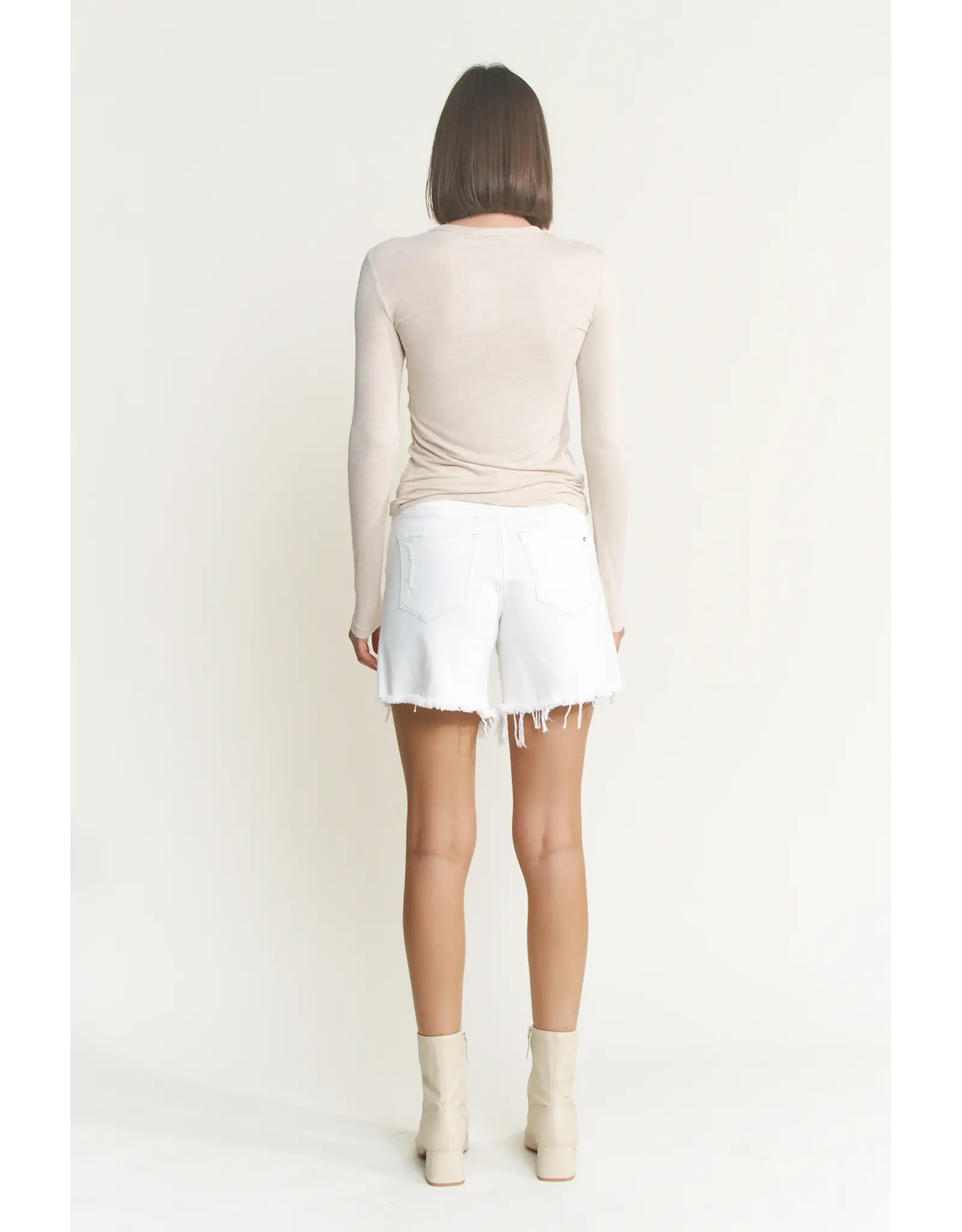Maggie Frayed Hem Short Misty White