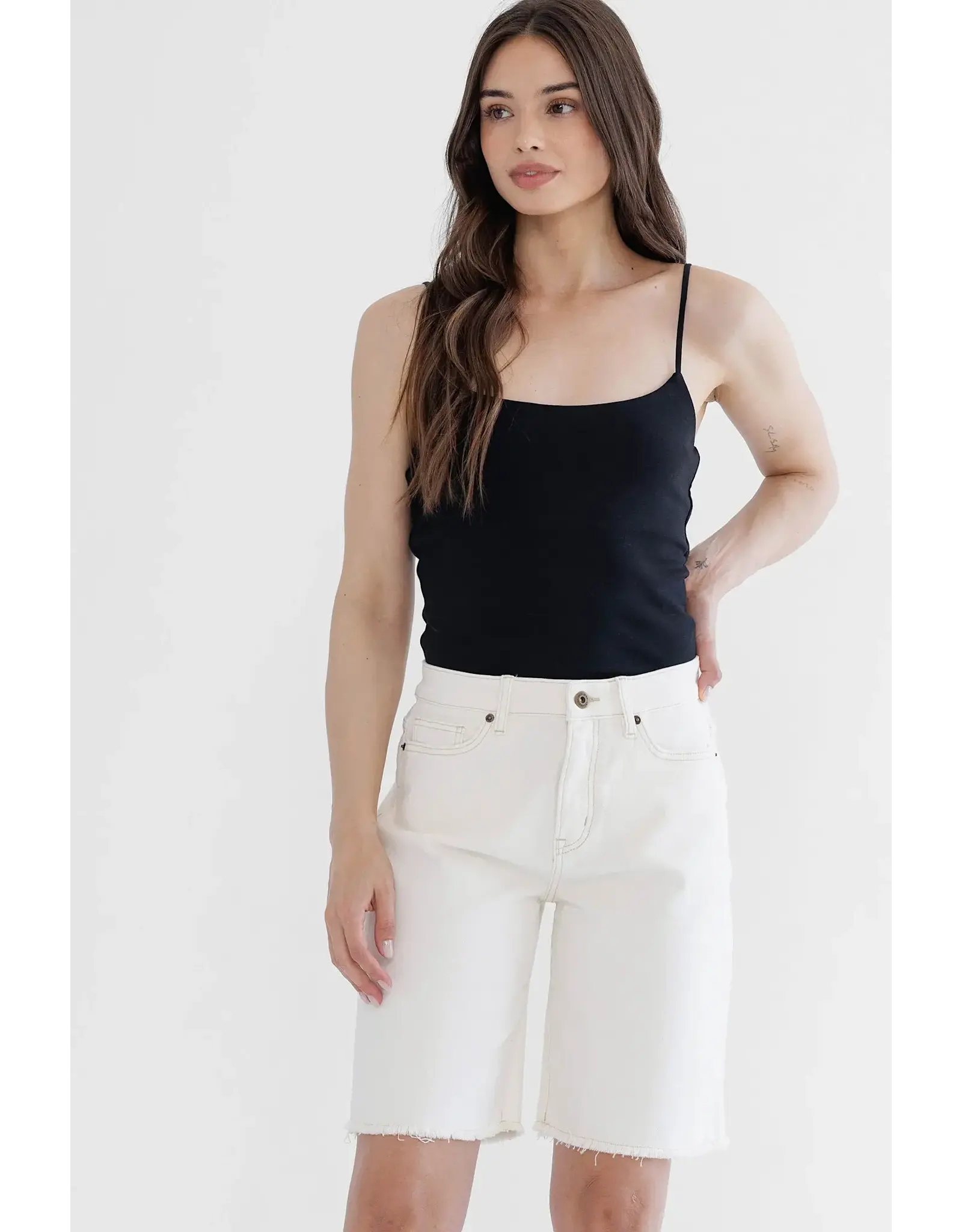 Mirella Relaxed Short Ecru