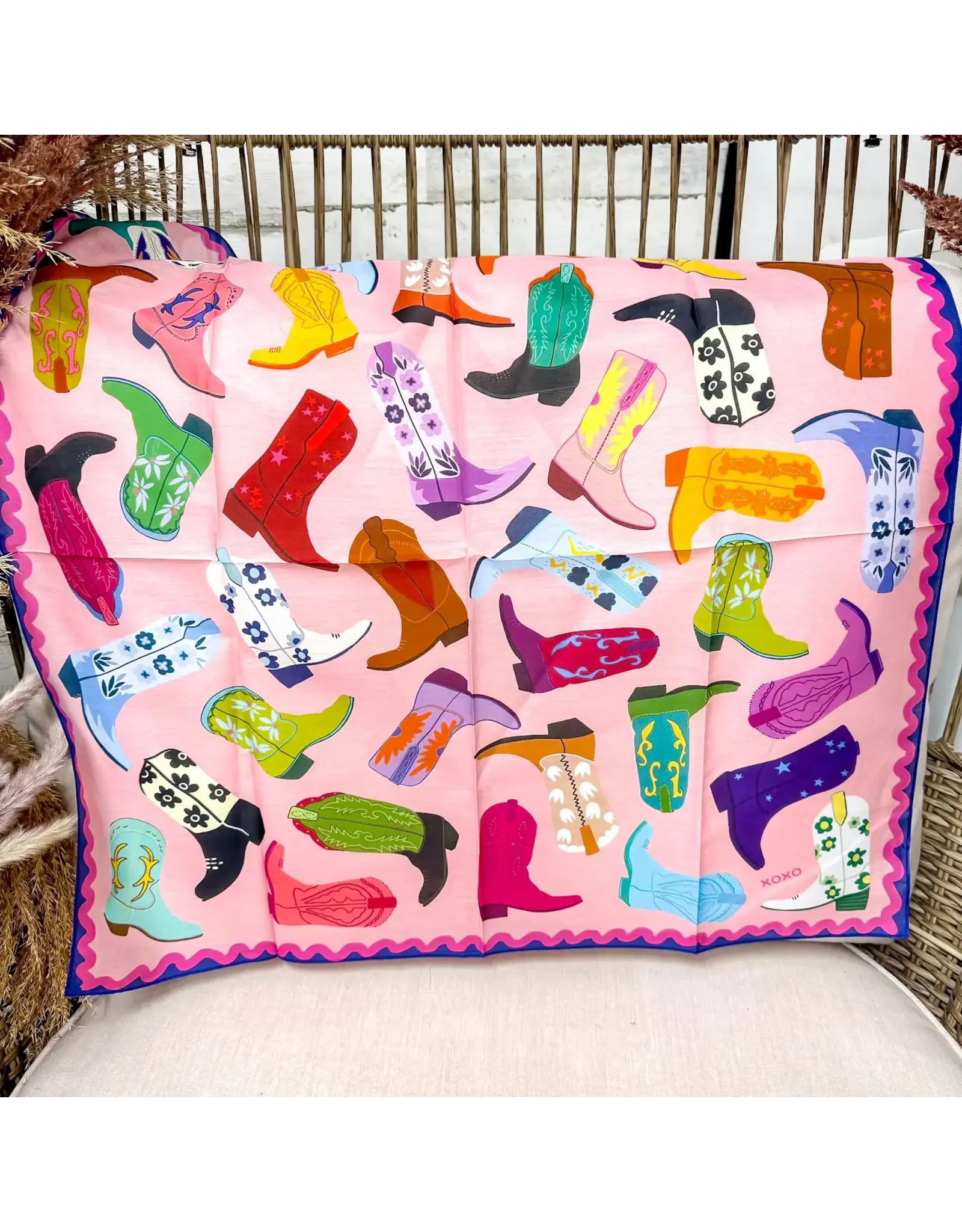 XOXO Boot Love Shorty