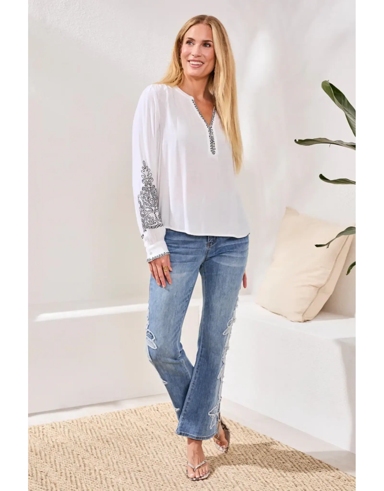 Tribal Tribal Viscose Notch Neck Embroidered Puff Sleeve Blouse