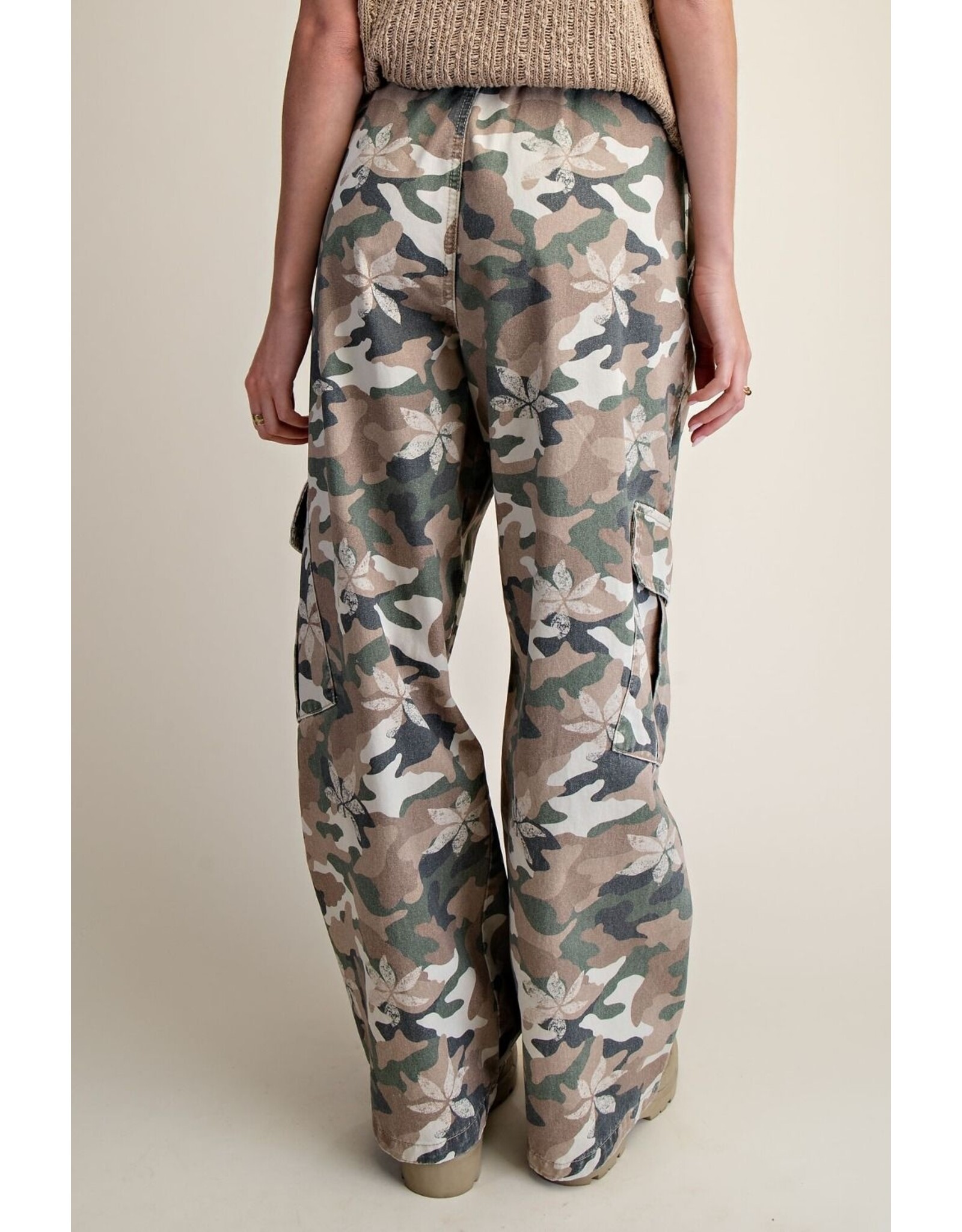 Camouflage Print Washed Twill Cargo Pants