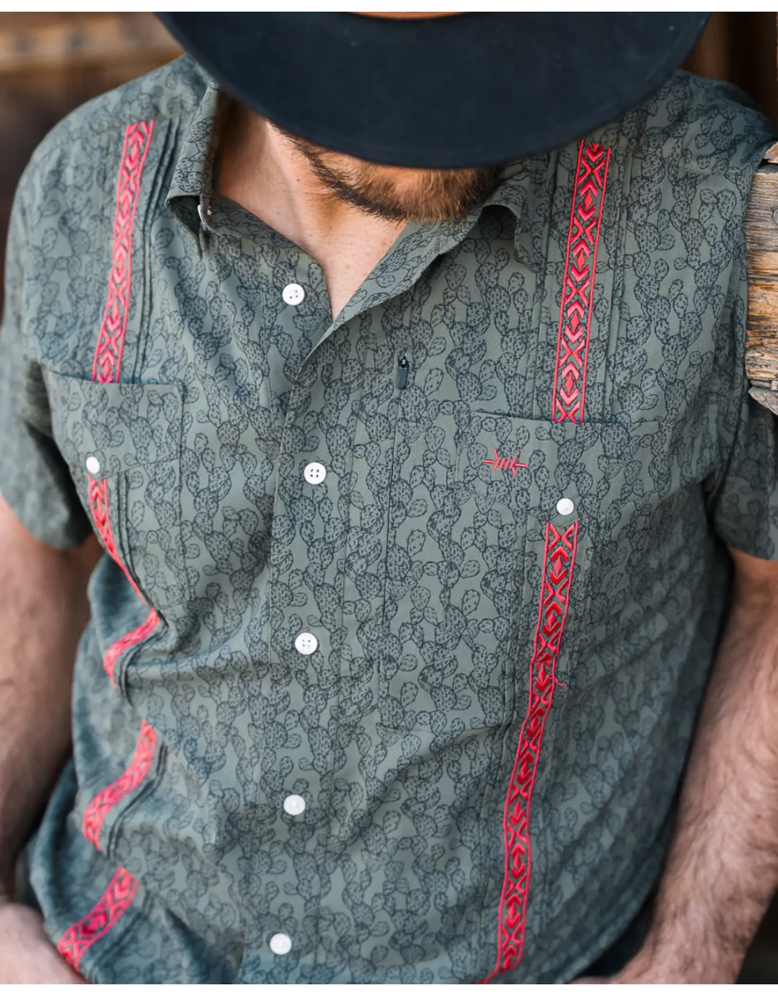 Guayabera Libre - Desert Bloom