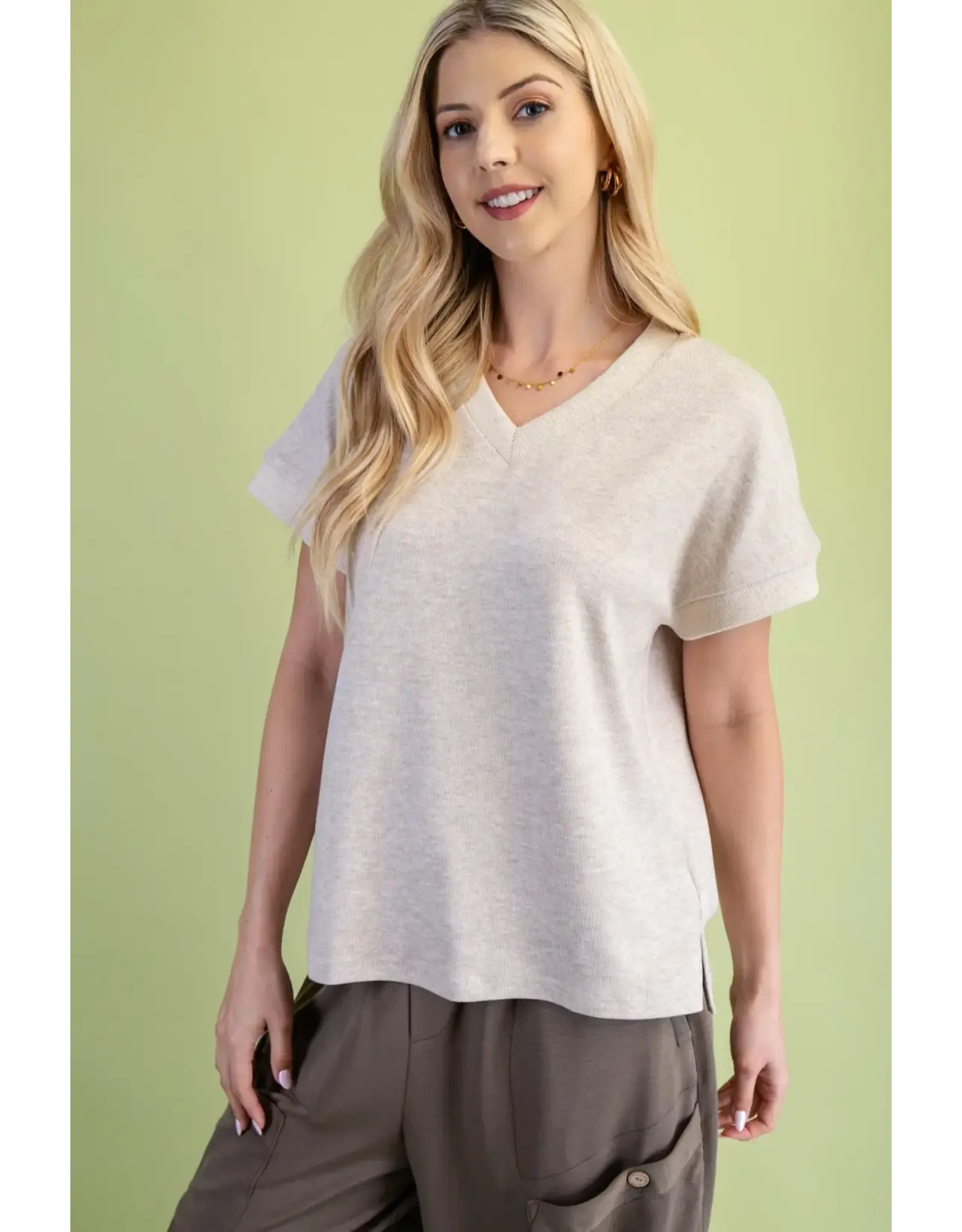 Nigella V-Neck Knit Shirt