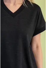Nigella V-Neck Knit Shirt
