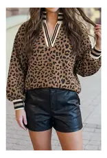 LIndale Leopard Pullover