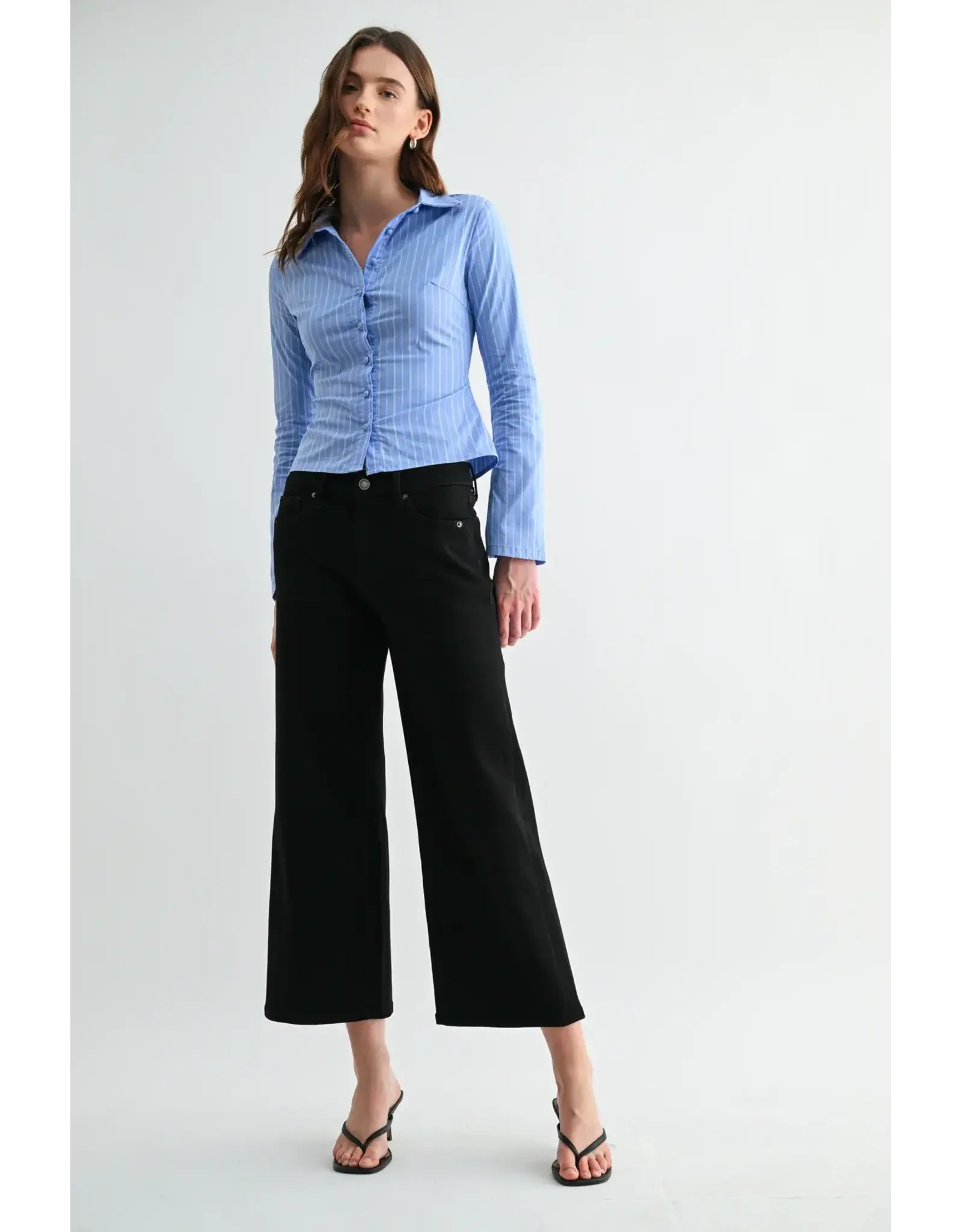 Madison Mid-Rise Wide Leg Crop Jean Woodsmoke