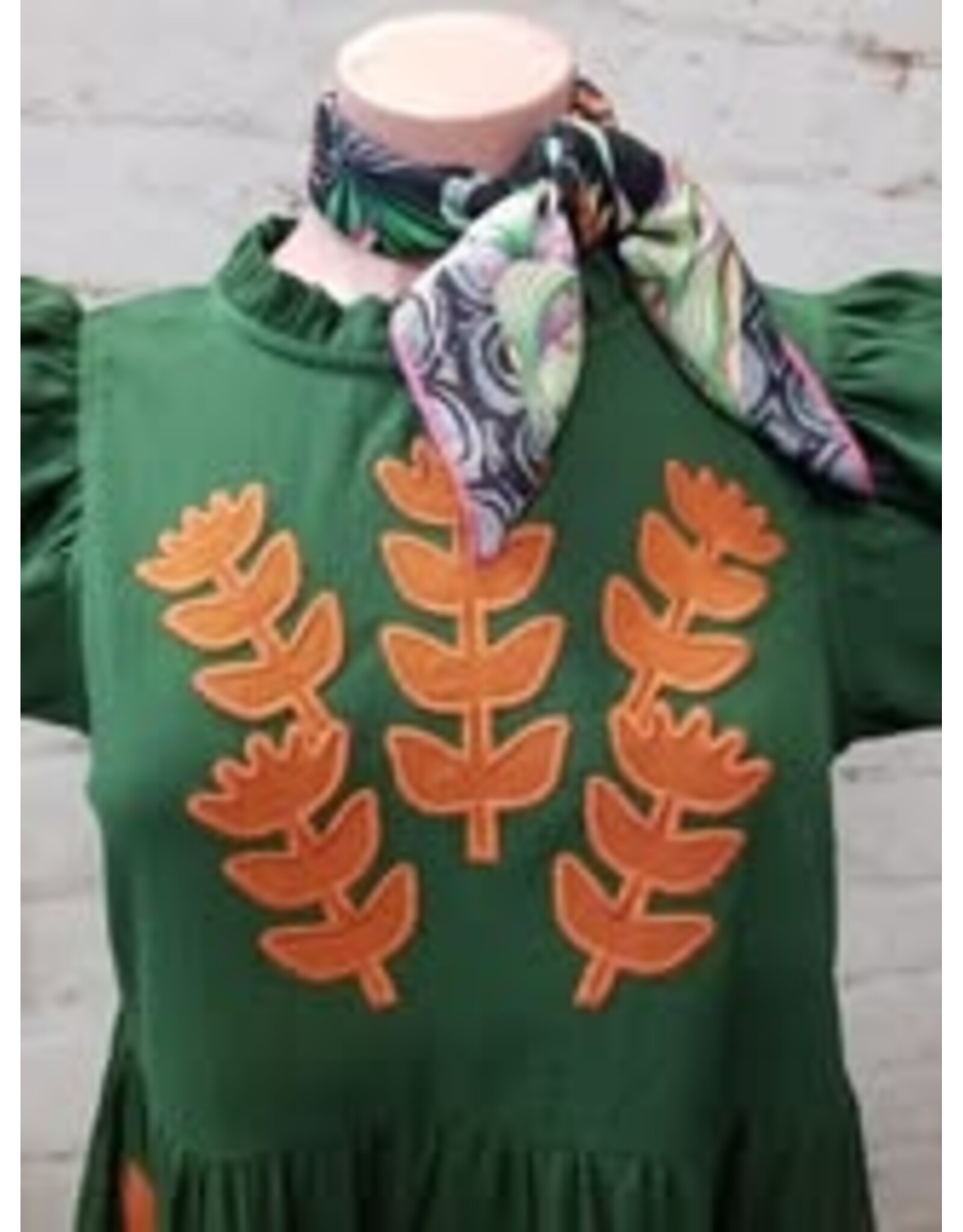 Savannah Applique Midi Dress Green