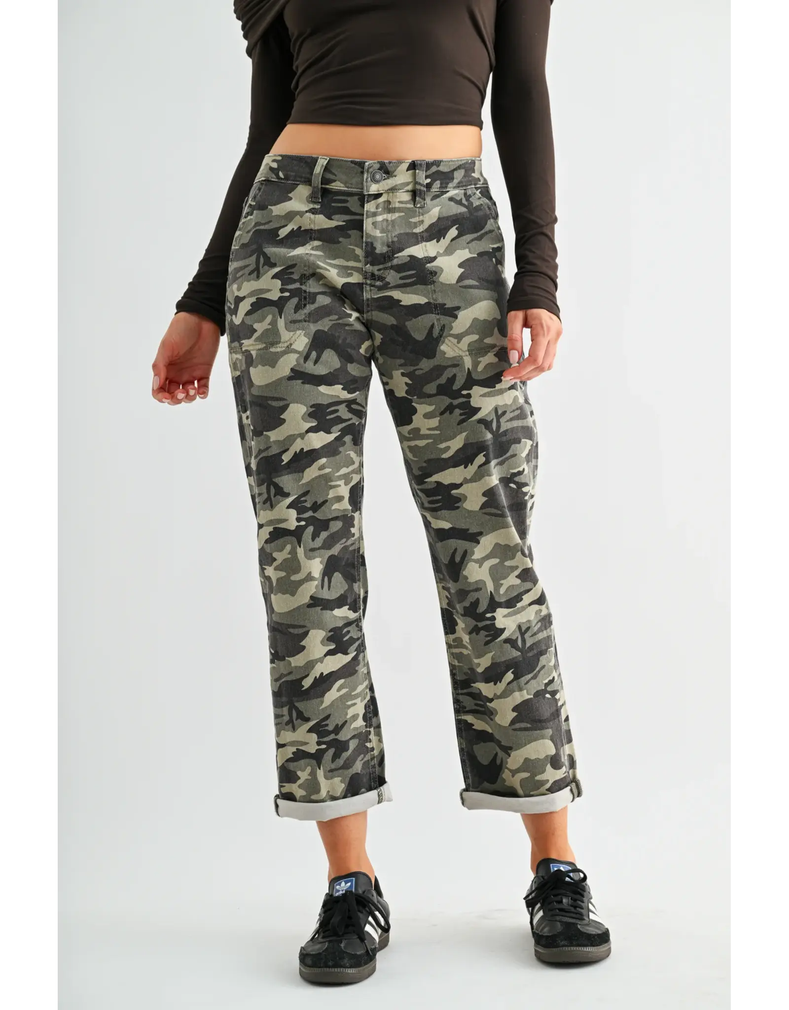 Milla Boyfriend Crop Camouflage Jean
