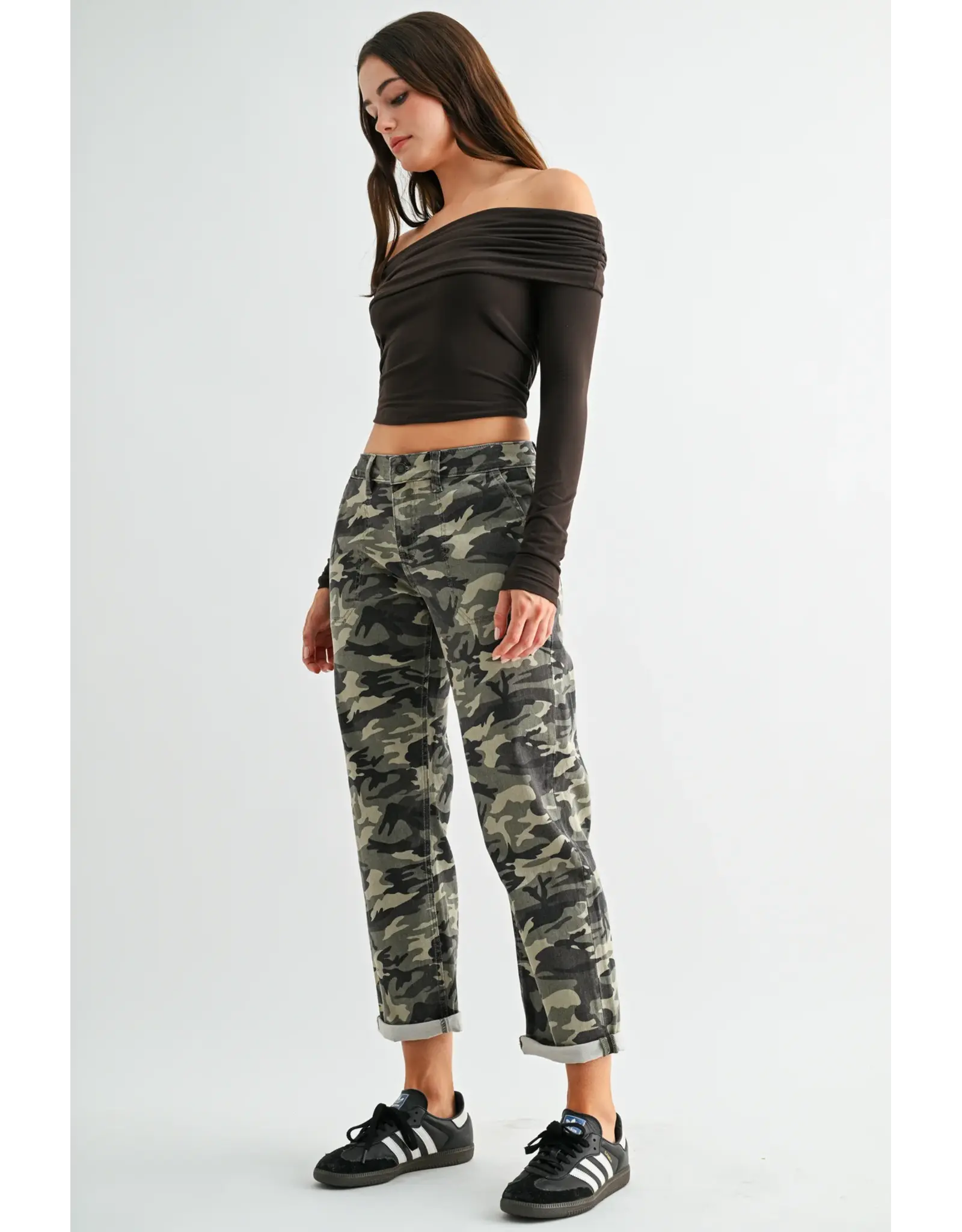 Milla Boyfriend Crop Camouflage Jean