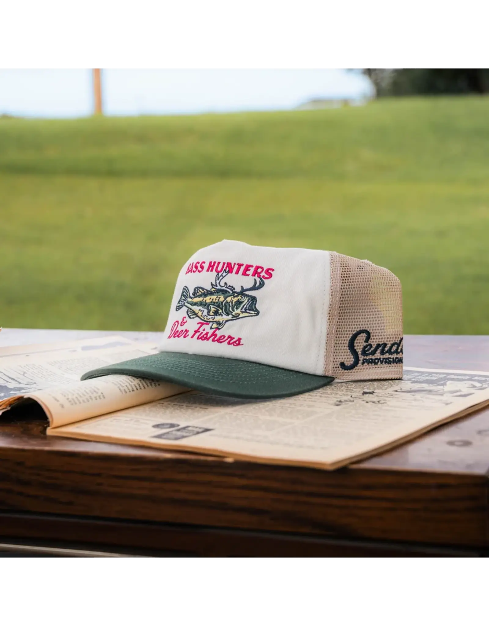 Sendero Deer Fishers Hat White