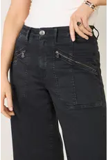 Kut from the Kloth / STS Blue KUT Meg High Rise Wide Leg Pant w/Zipper Front Pockets Matte Black