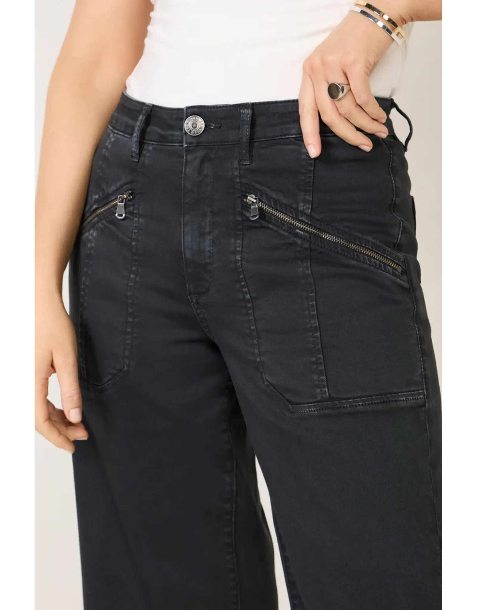 Kut from the Kloth / STS Blue KUT Meg High Rise Wide Leg Pant w/Zipper Front Pockets Matte Black