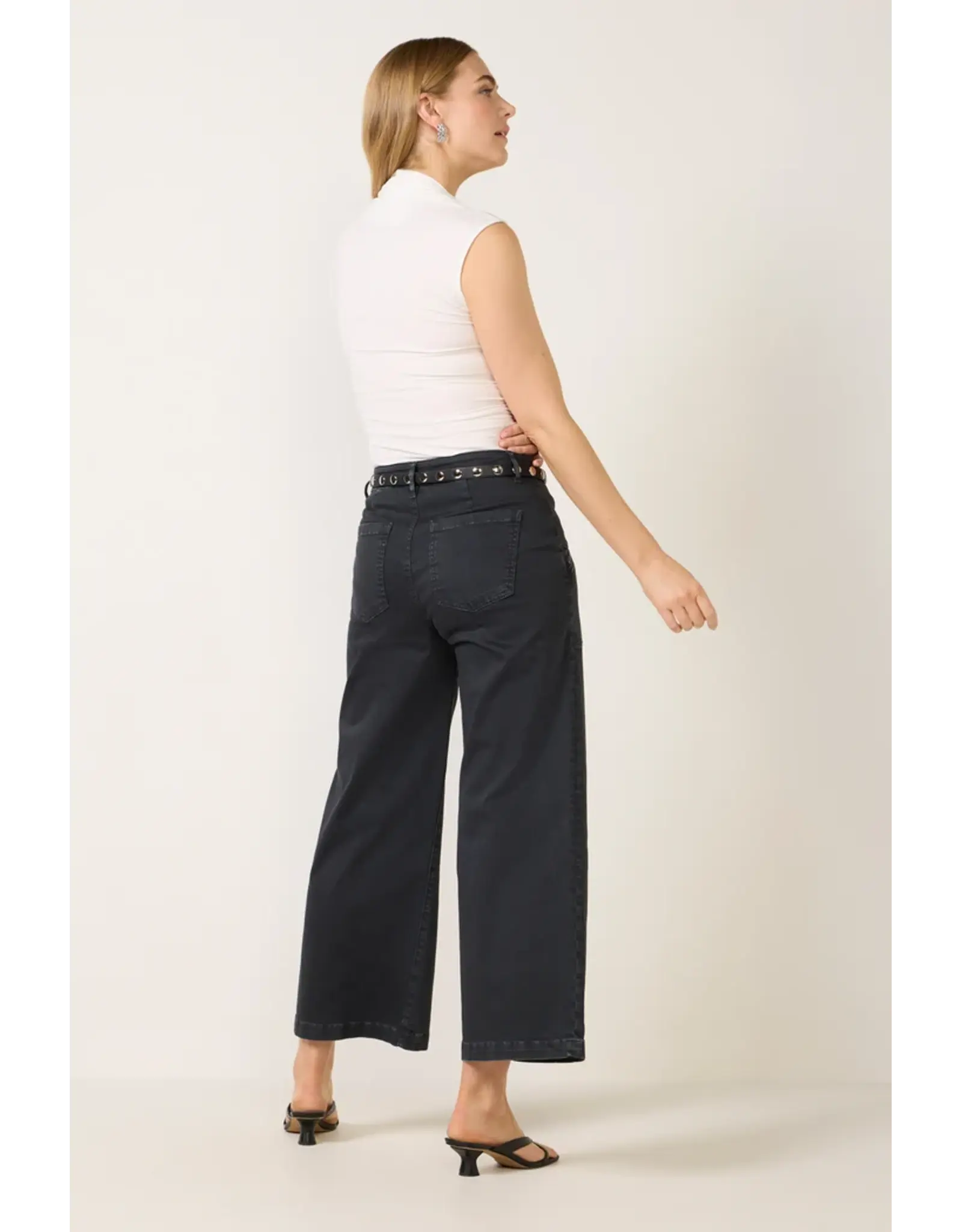 Kut from the Kloth / STS Blue KUT Meg High Rise Wide Leg Pant w/Zipper Front Pockets Matte Black