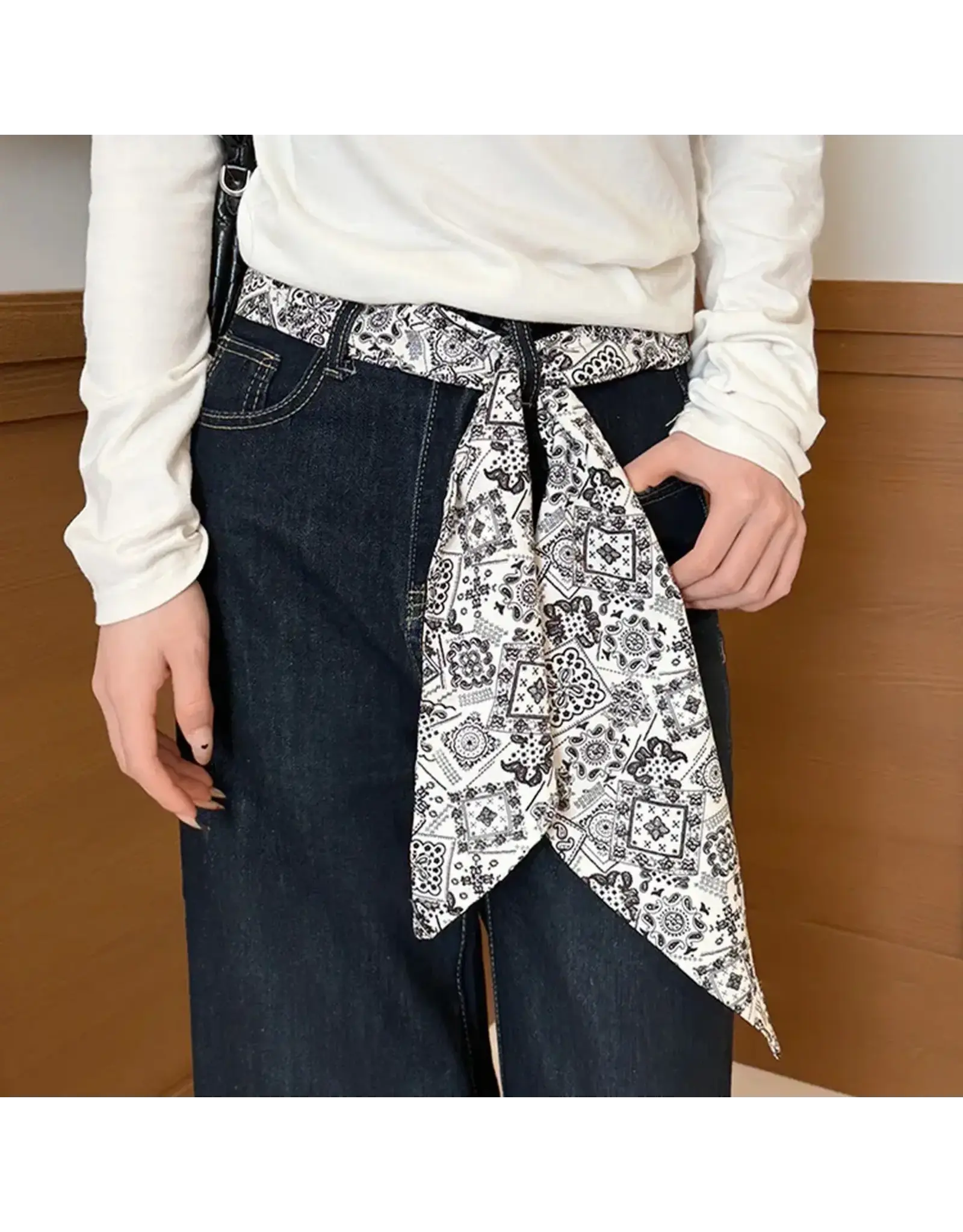 Bandana Print Long Scarf / Belt