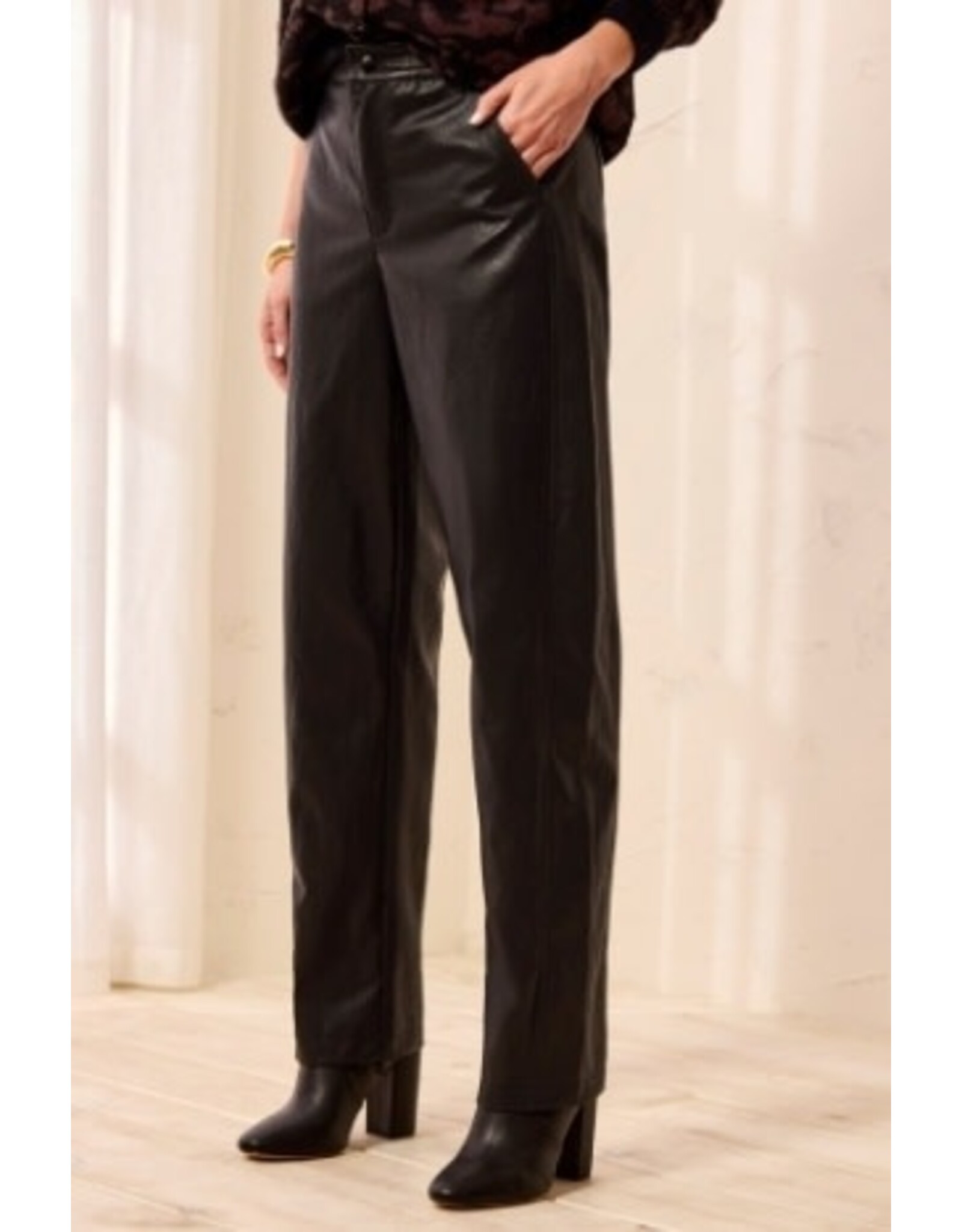 Tribal Tribal Barrel Pant Black