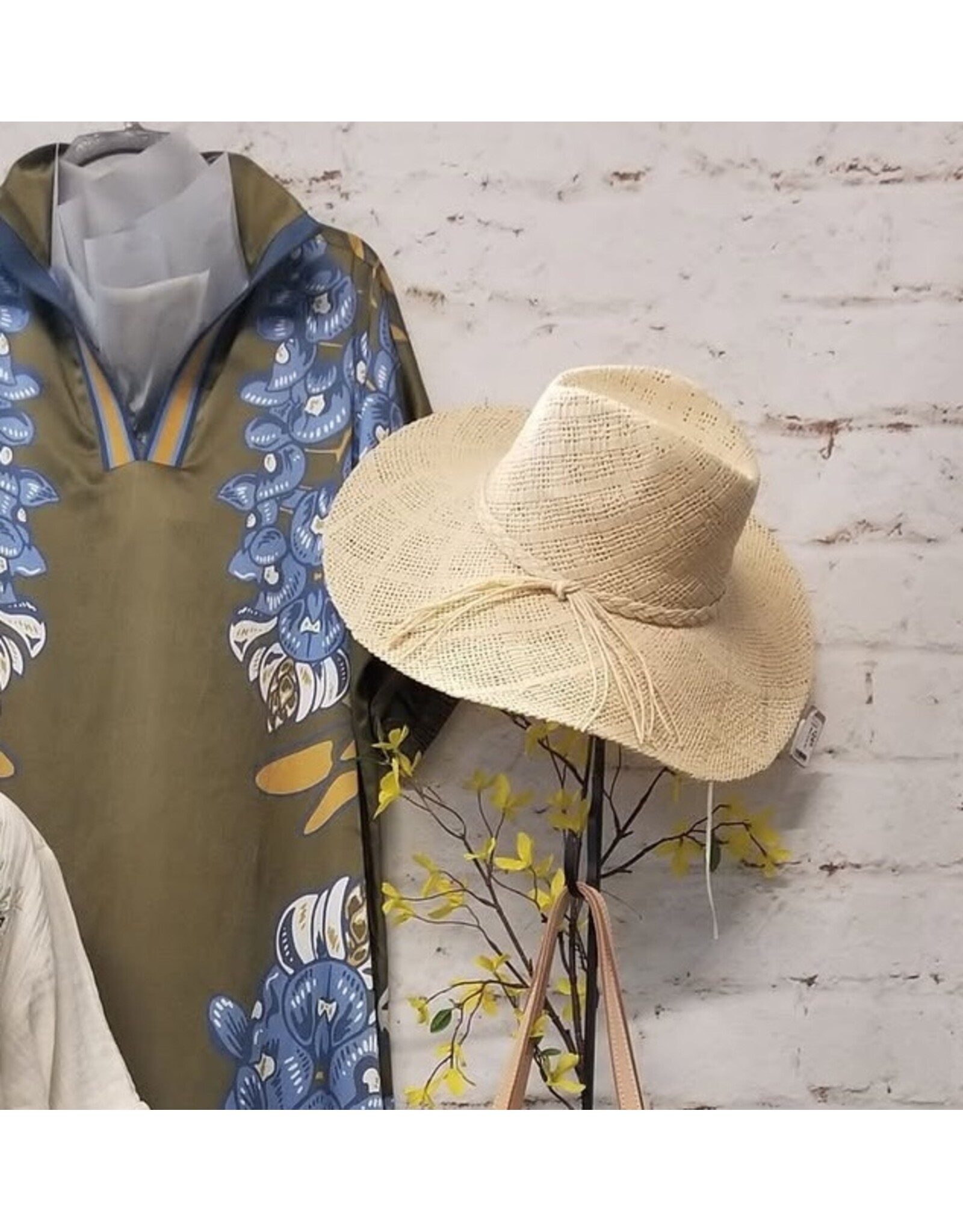 Mary Ivory Hat
