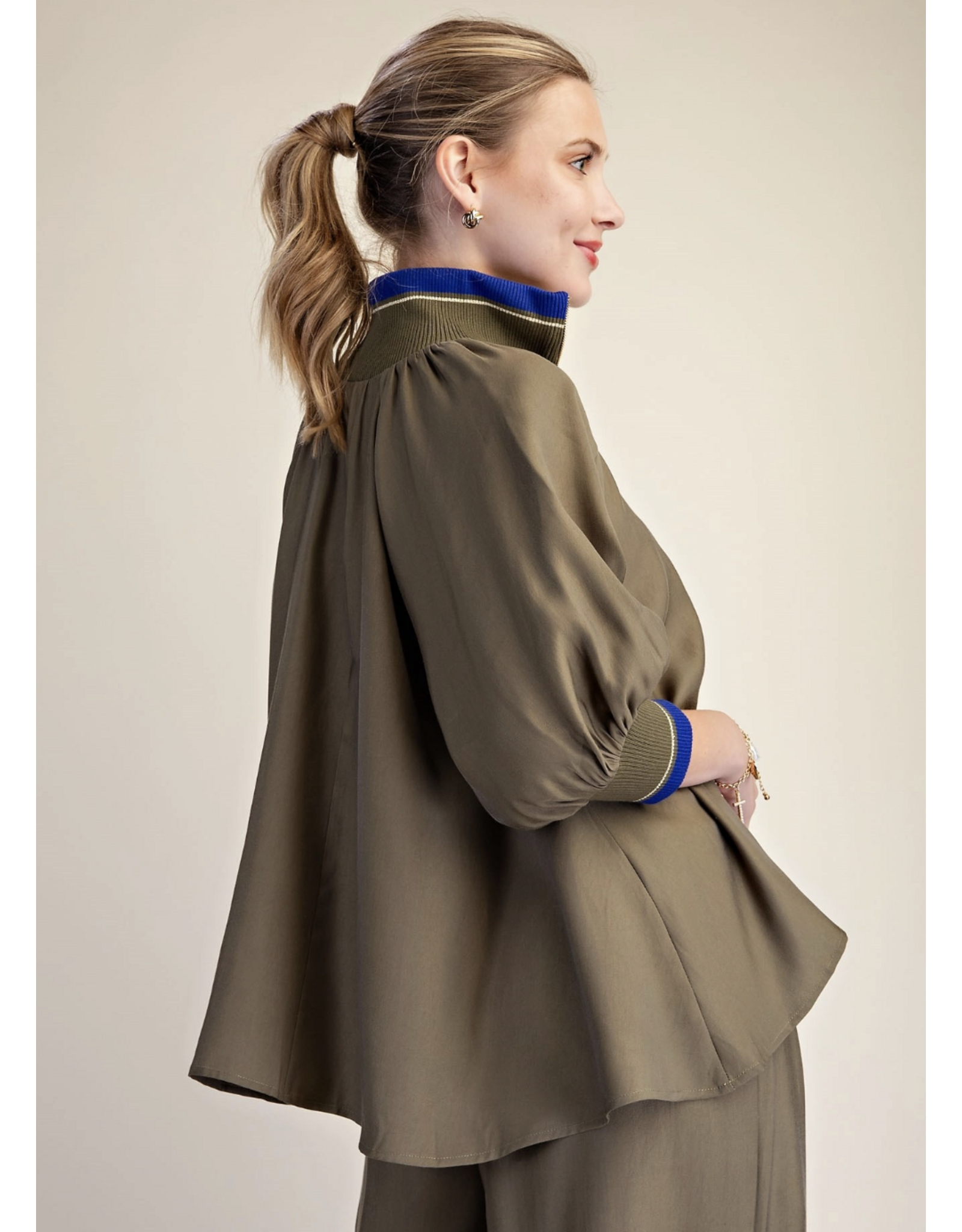 Wilhelmina Fab Flow Olive Blouse