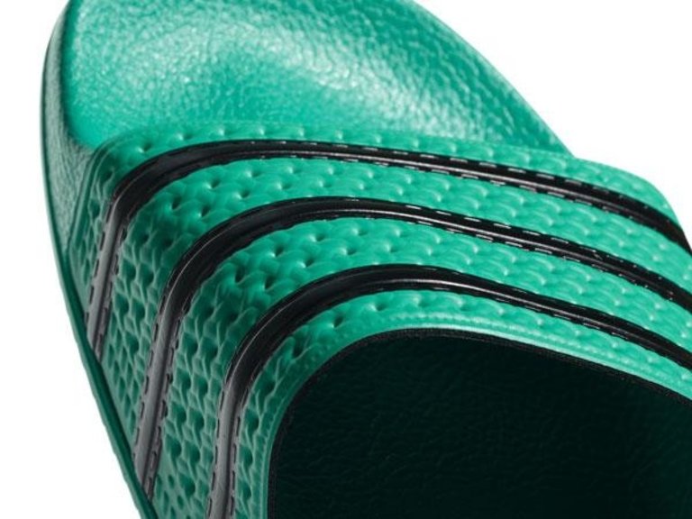 adidas adilette hi res green