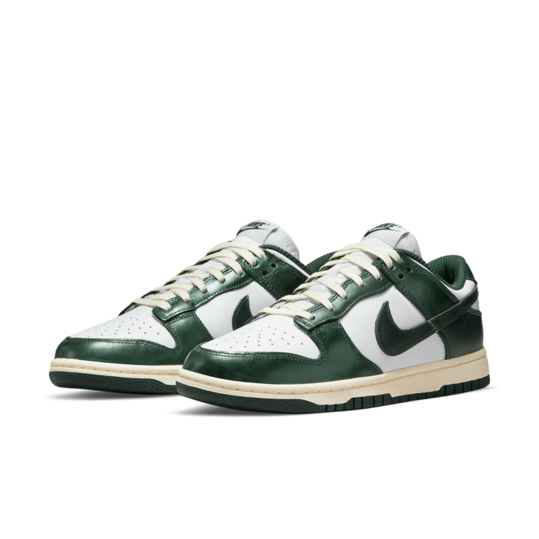 Wmns Nike Dunk Low