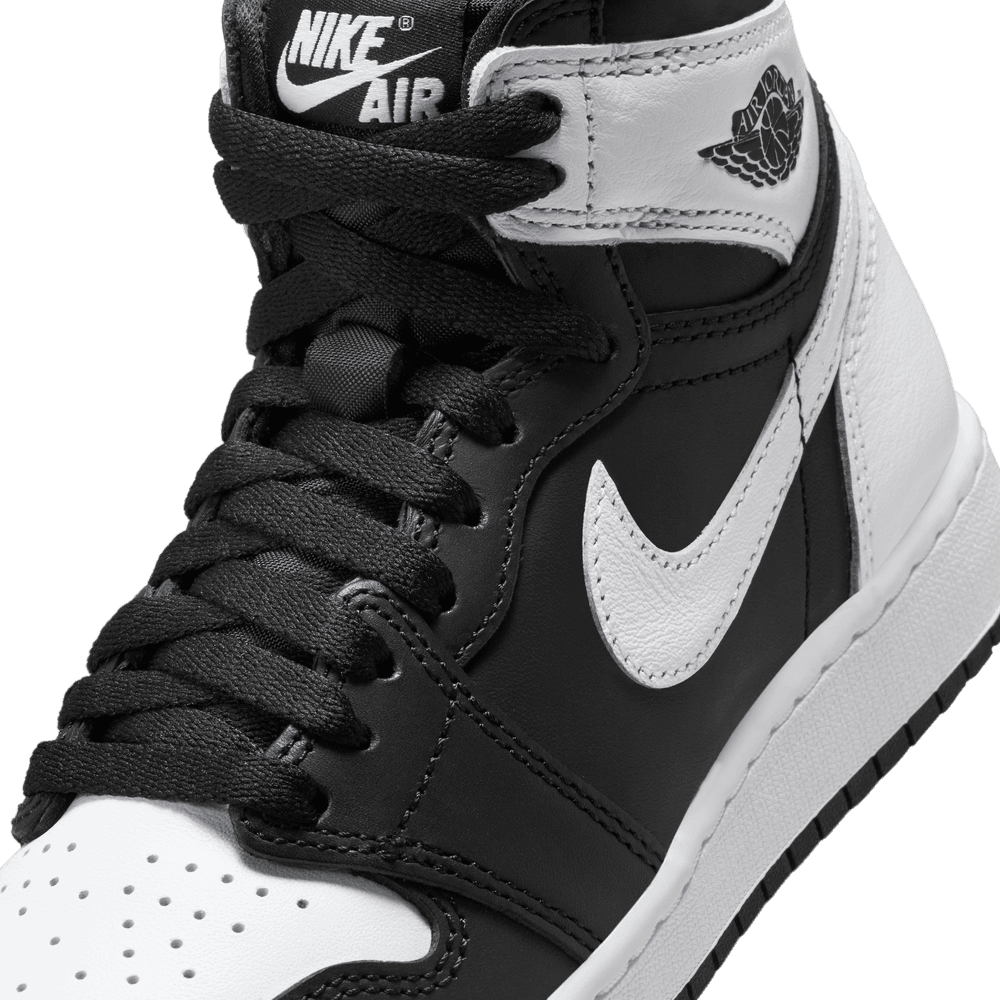 Jordan 1 high black and white discount